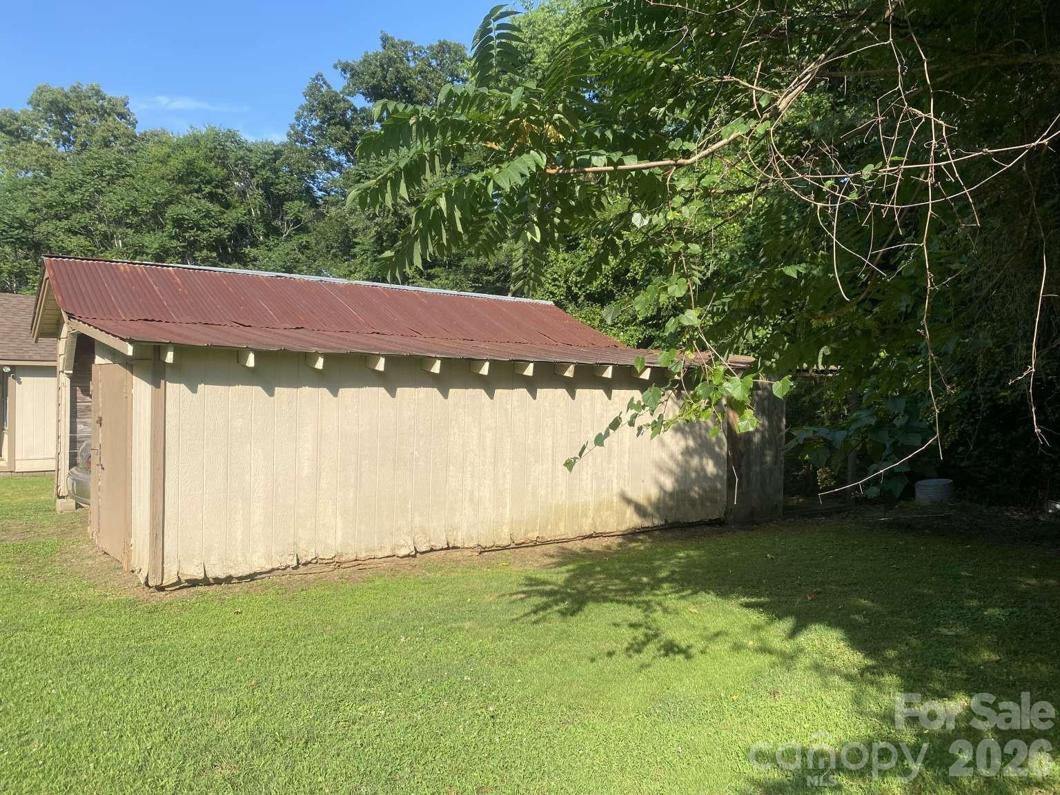 main property photo 26