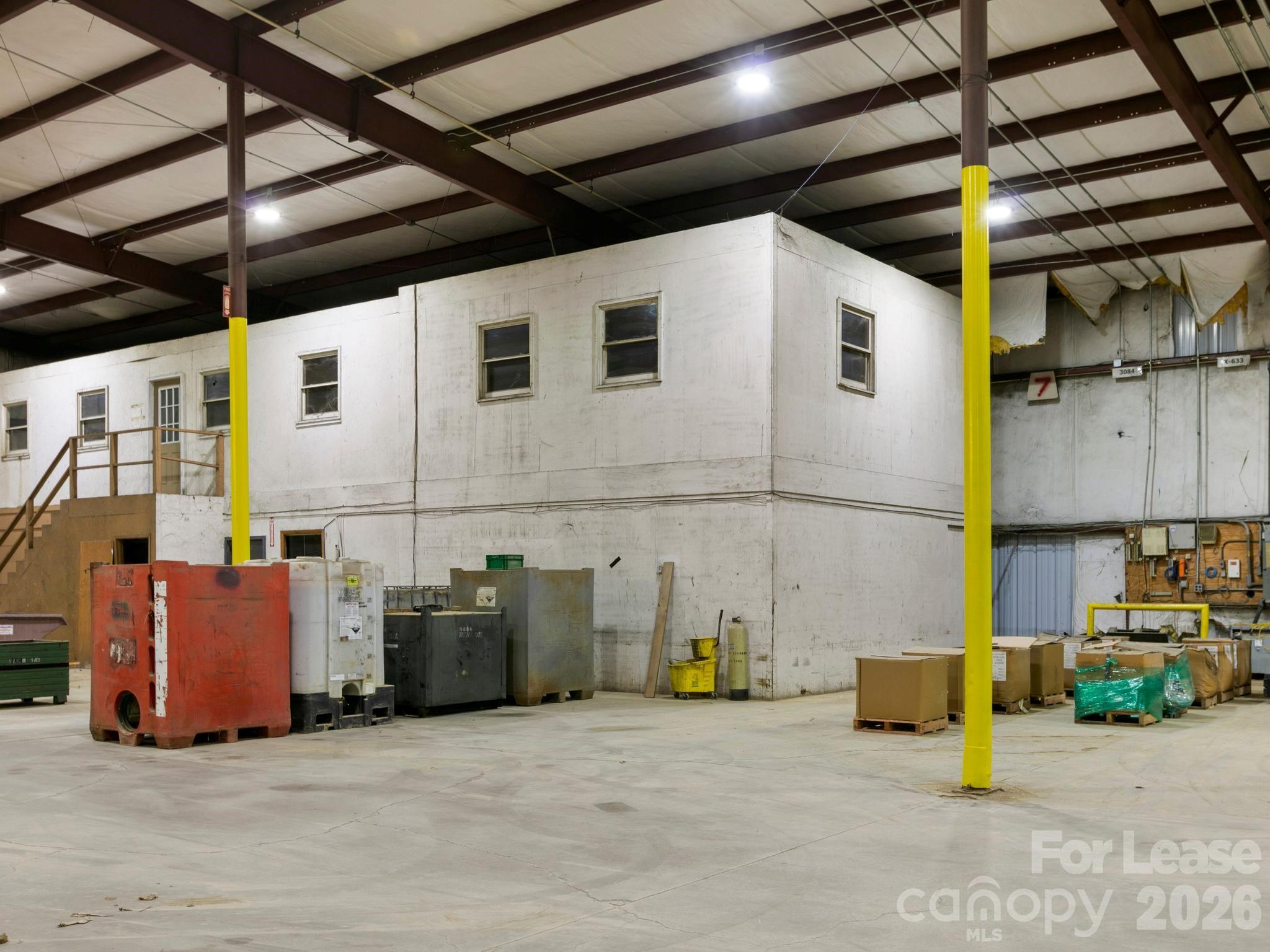 main property photo 7