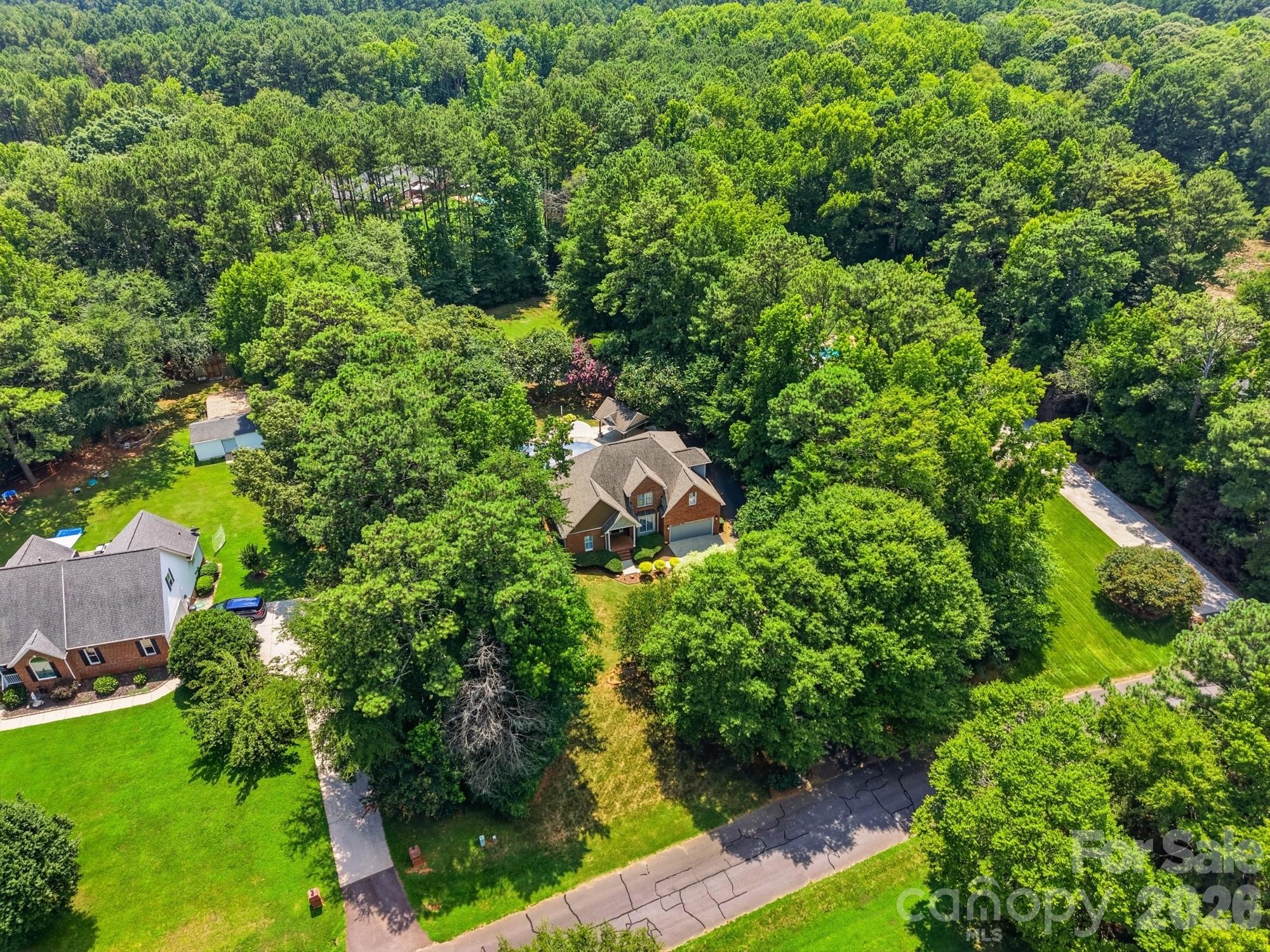 main property photo 5