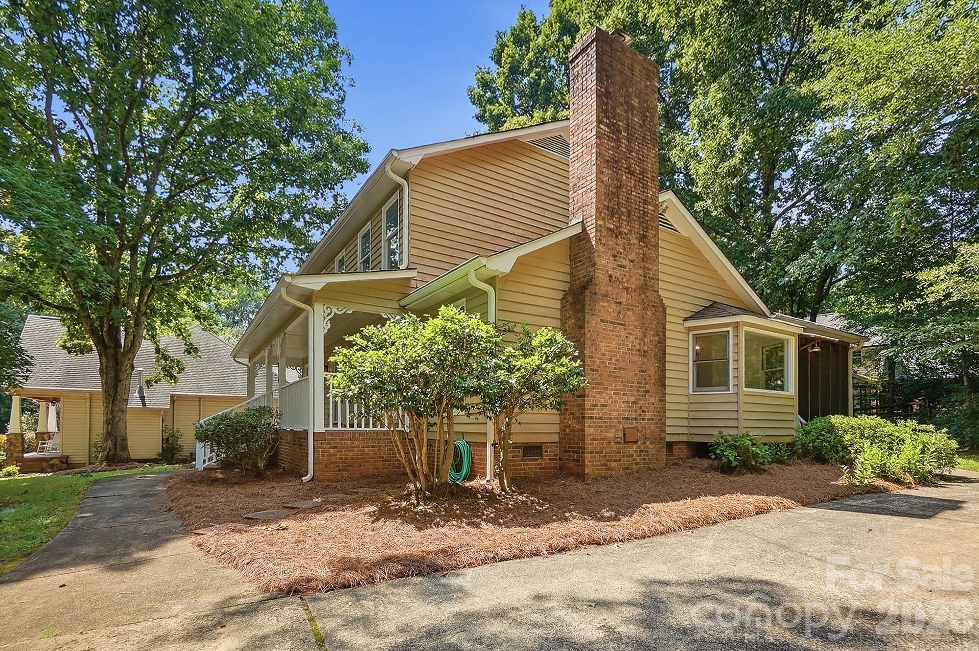 main property photo 40