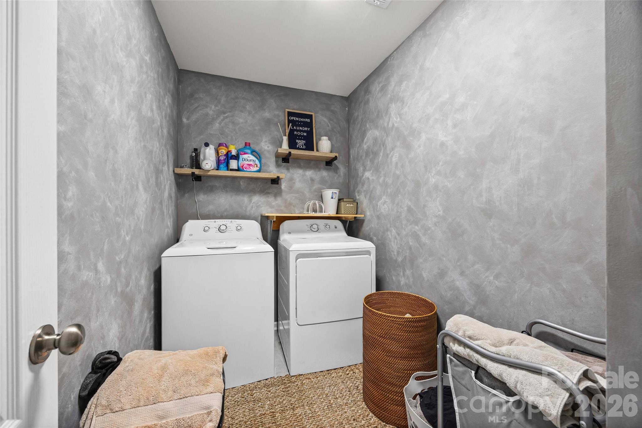 main property photo 26