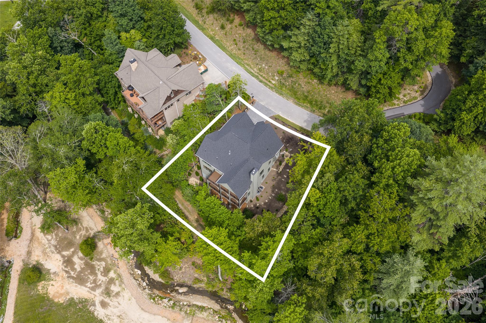 main property photo 44