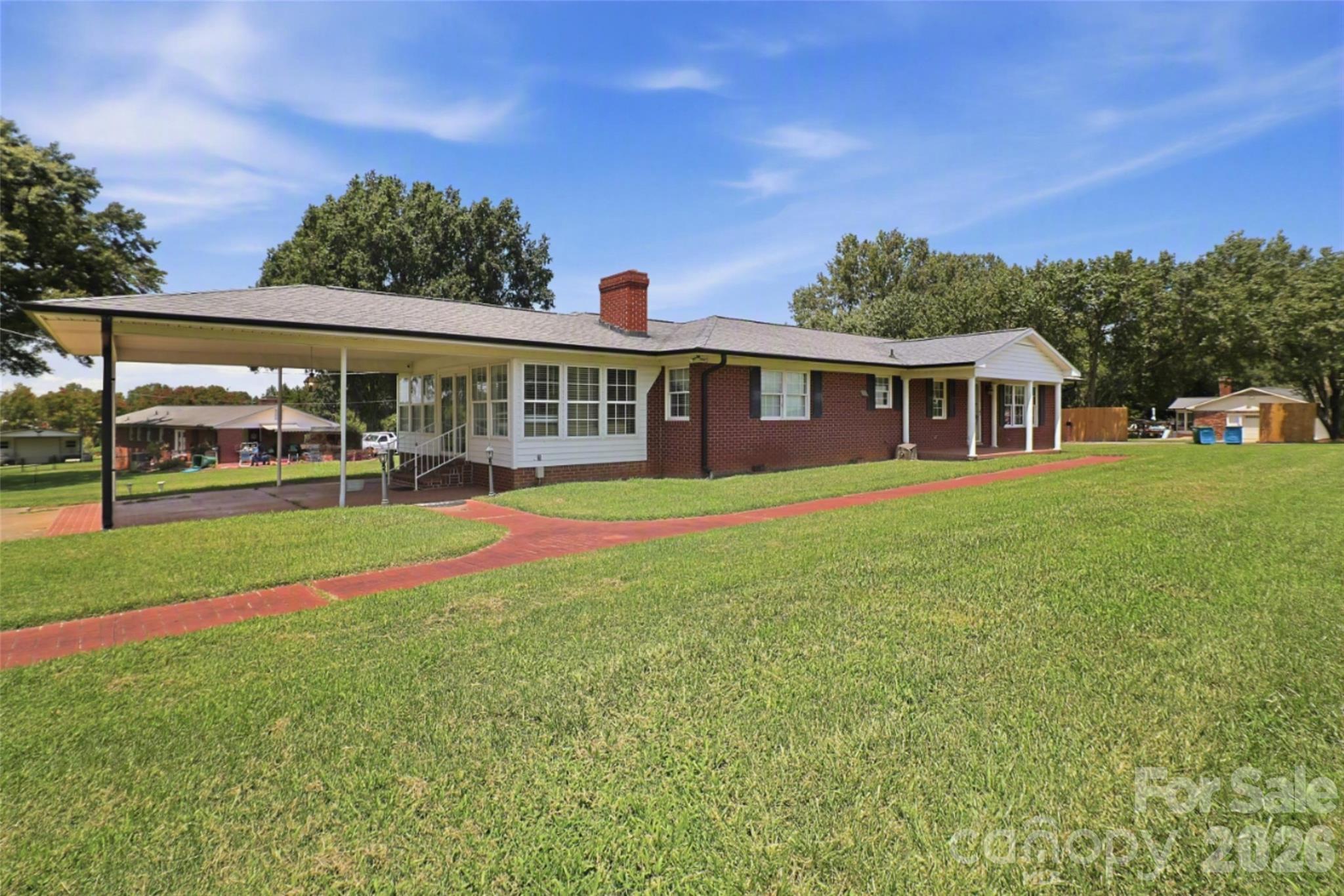 main property photo 7