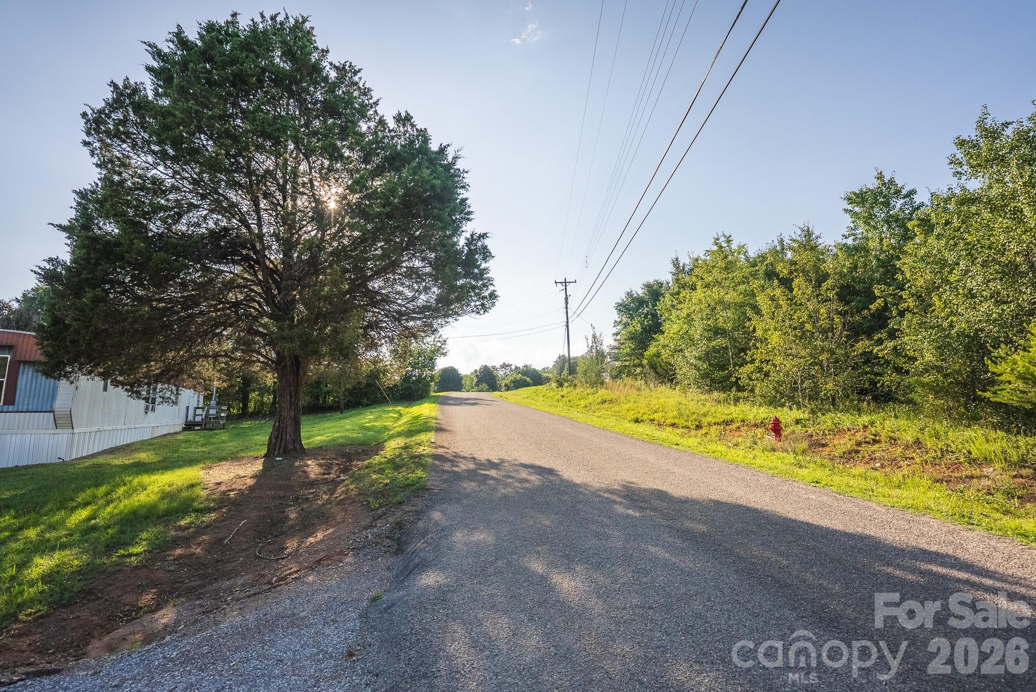 main property photo 9