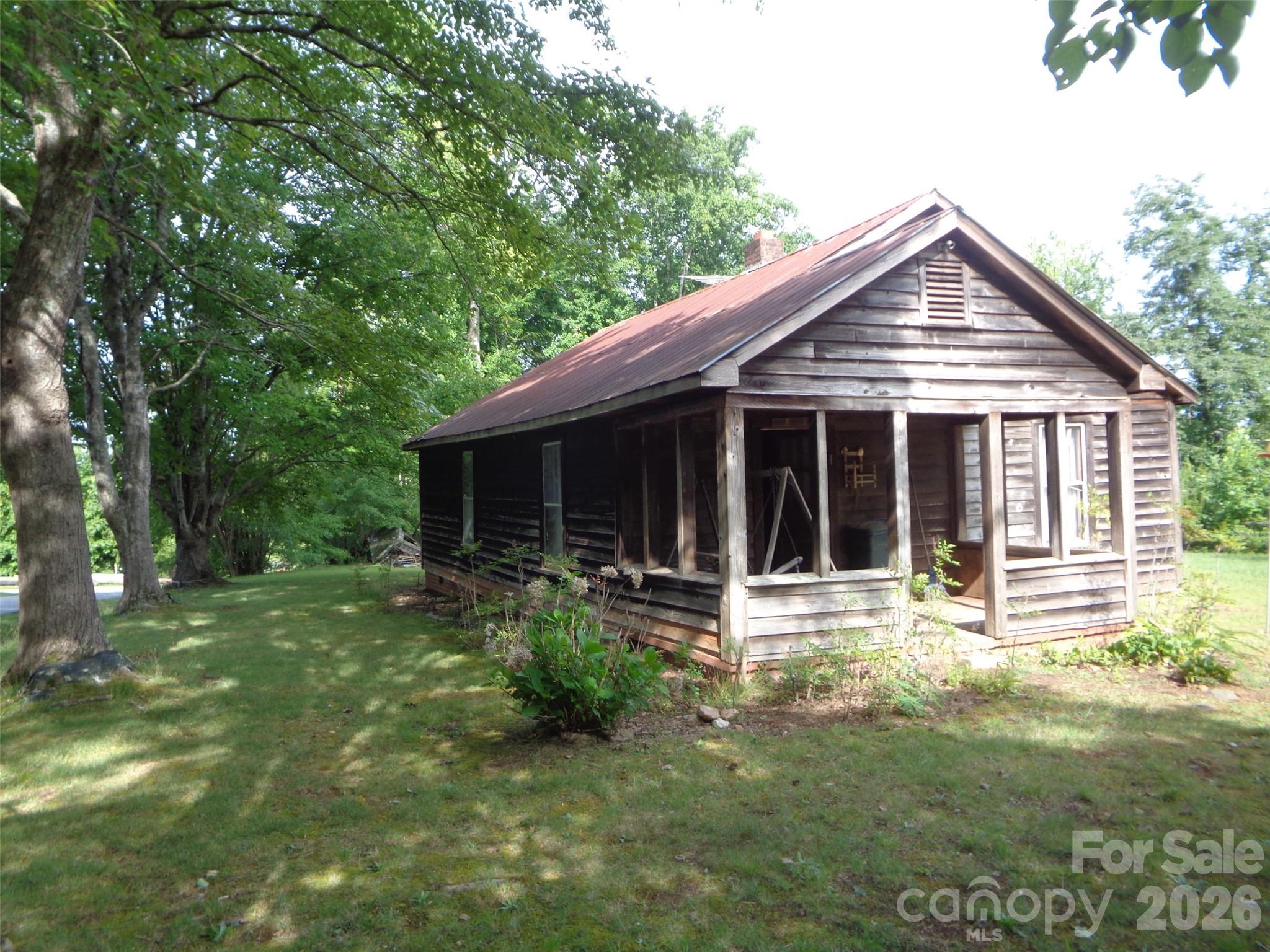 main property photo 2