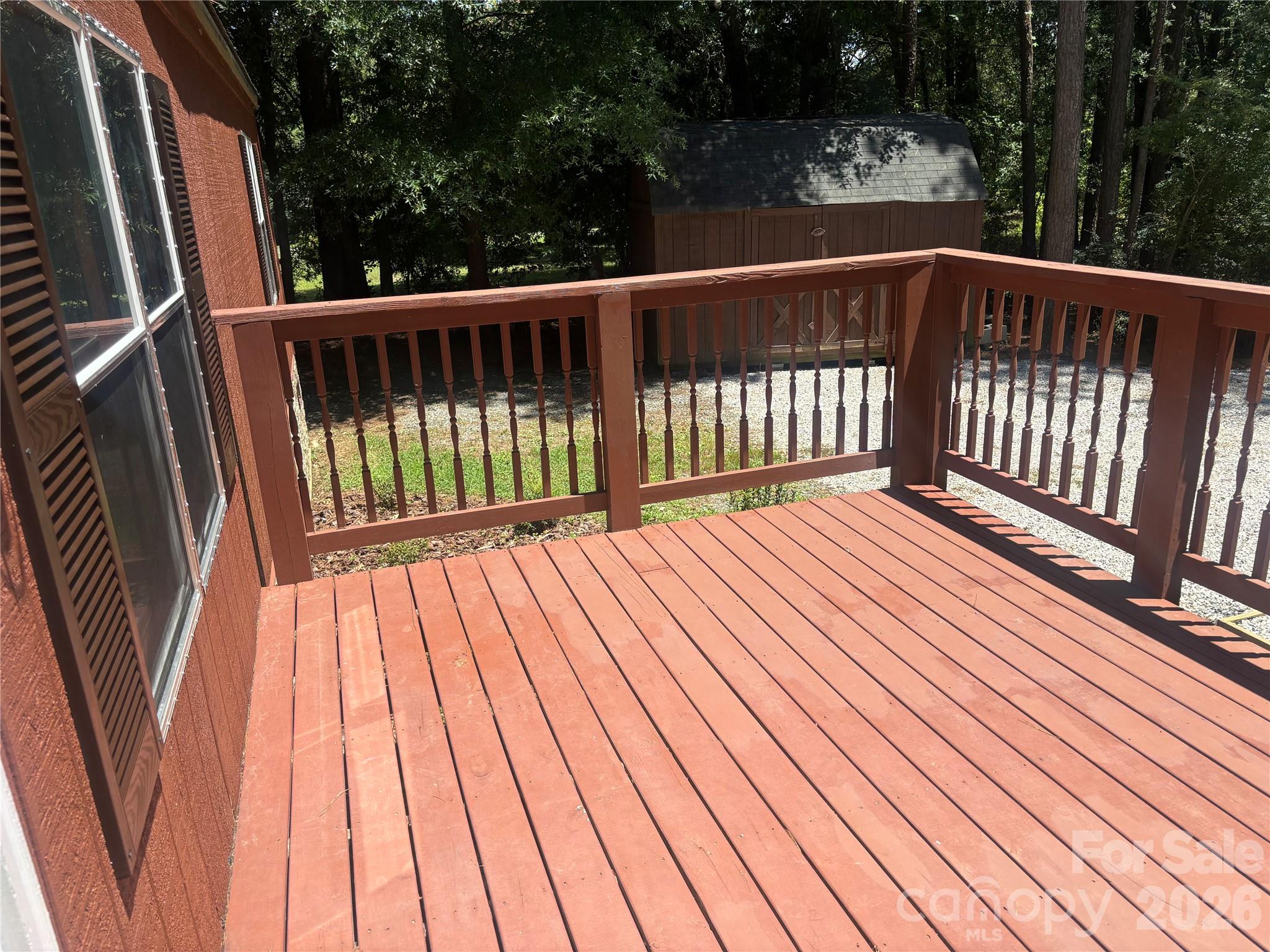 main property photo 11