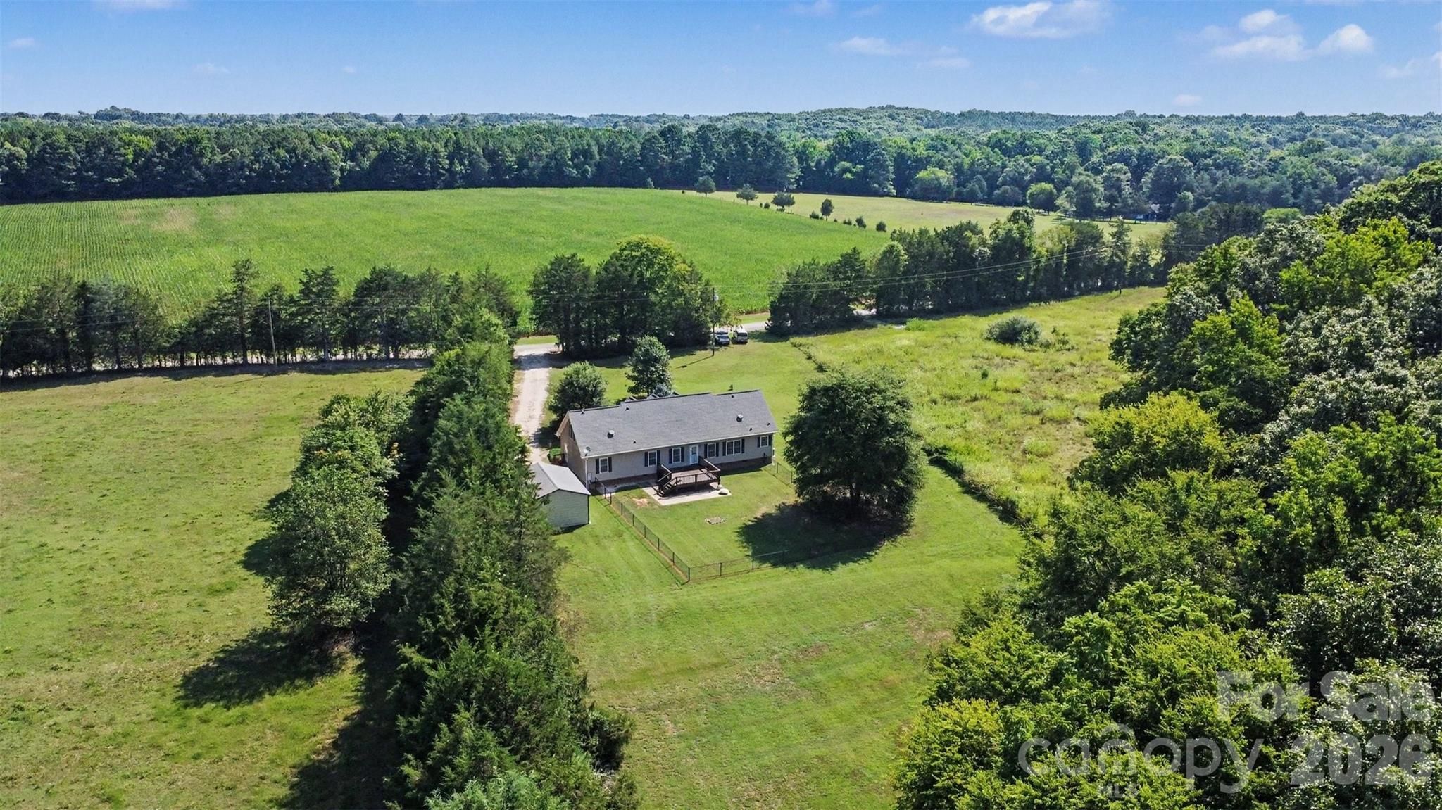 main property photo 26