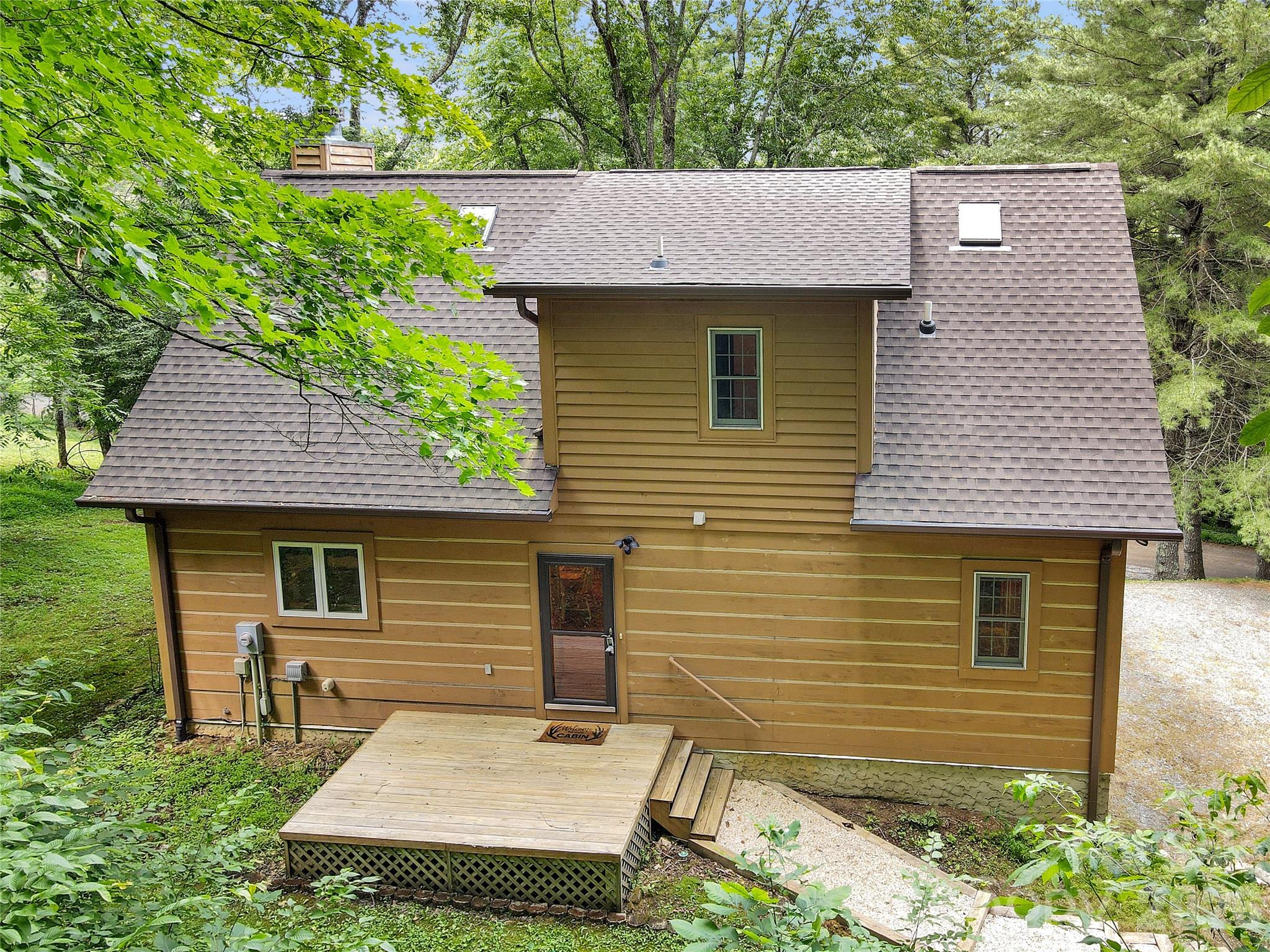 main property photo 32