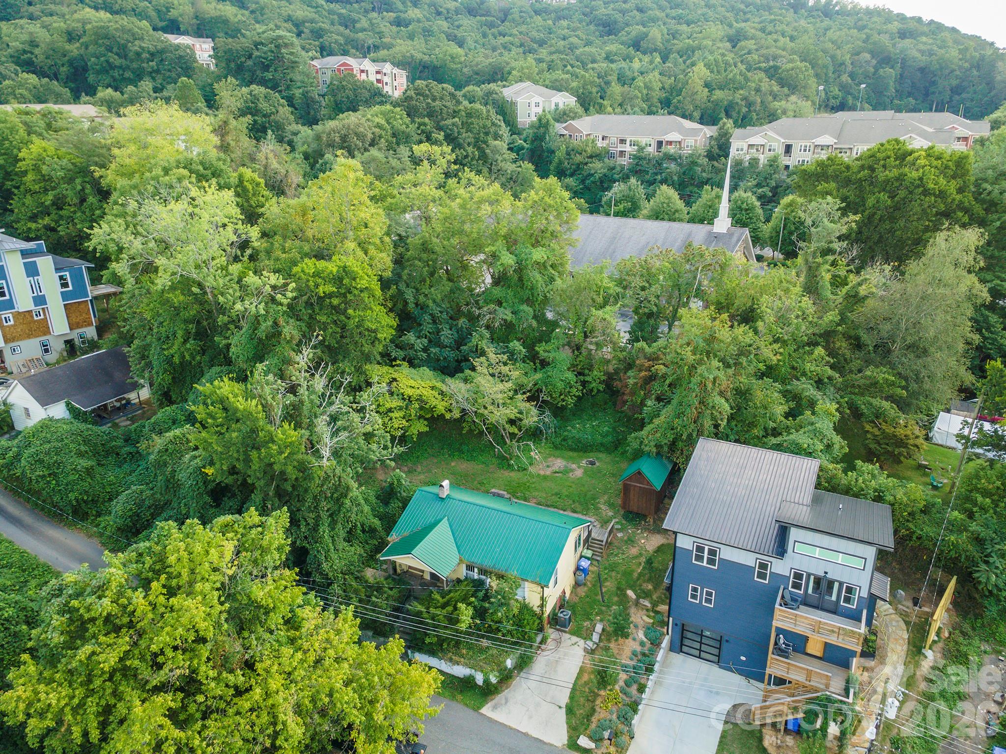 main property photo 5
