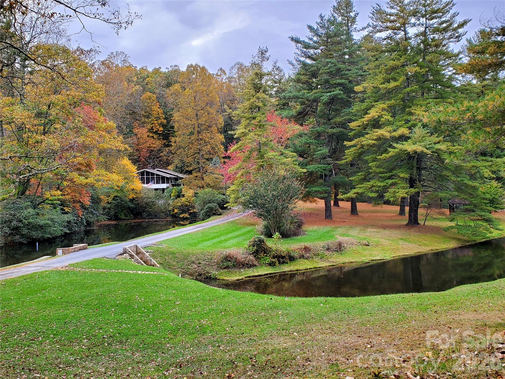 main property photo 40