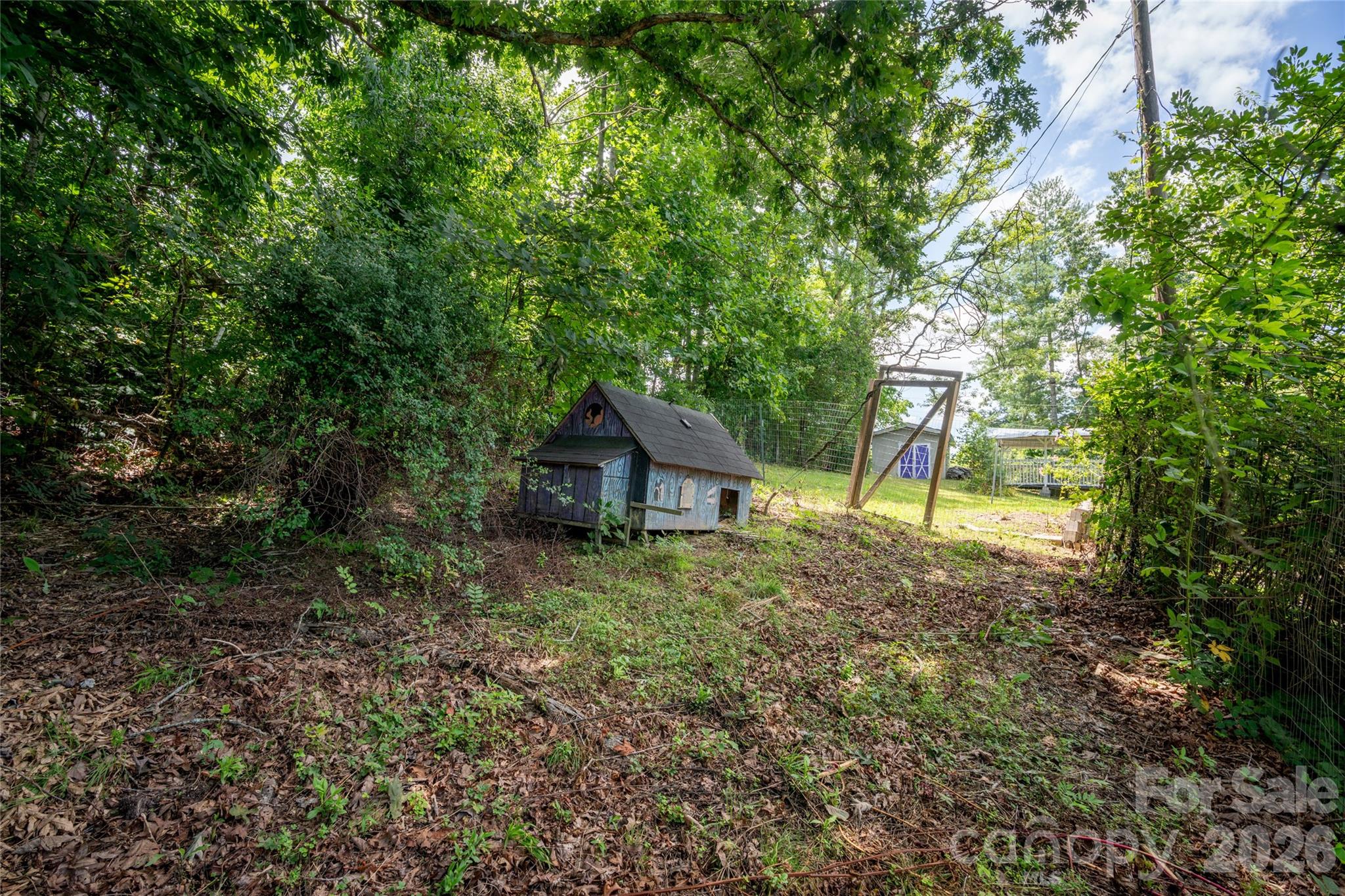main property photo 24