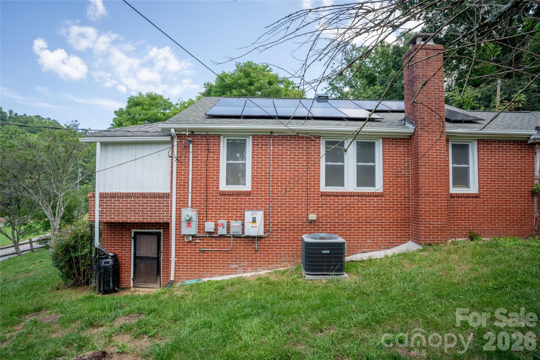 main property photo 35