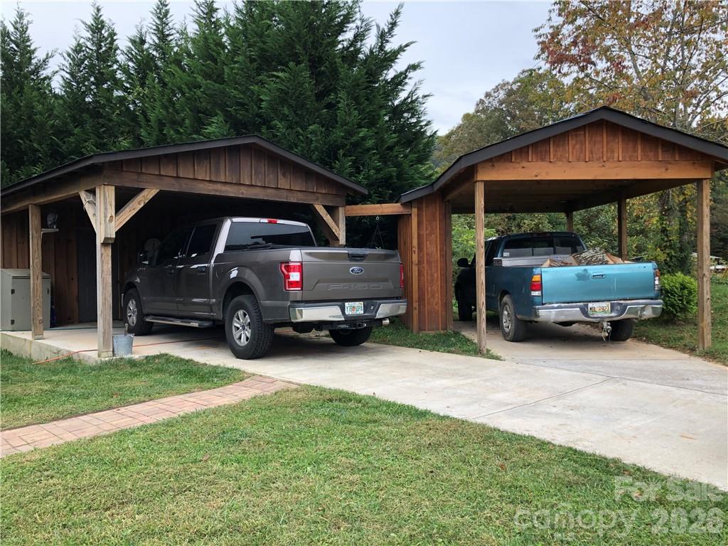 main property photo 34