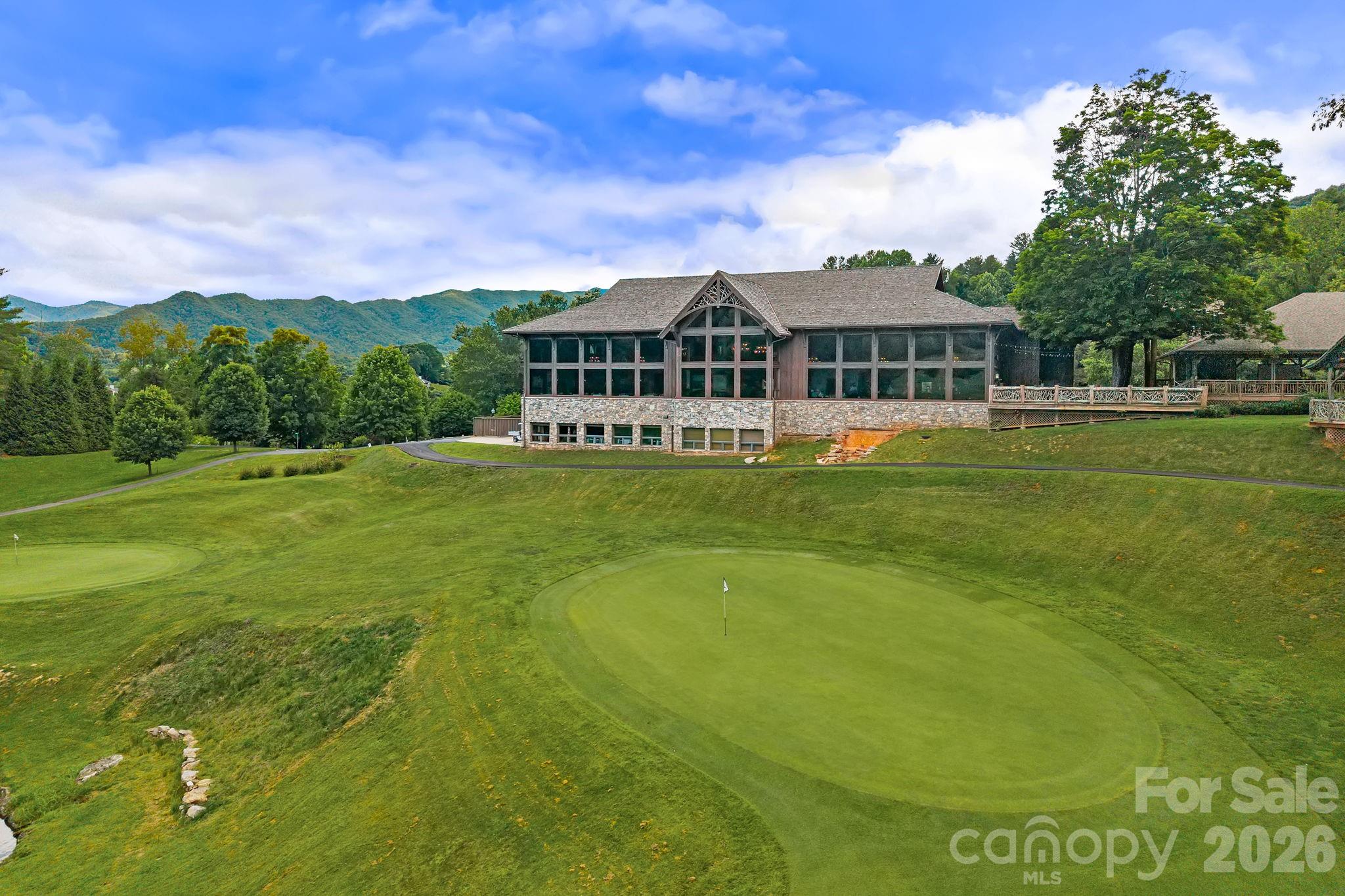 main property photo 40