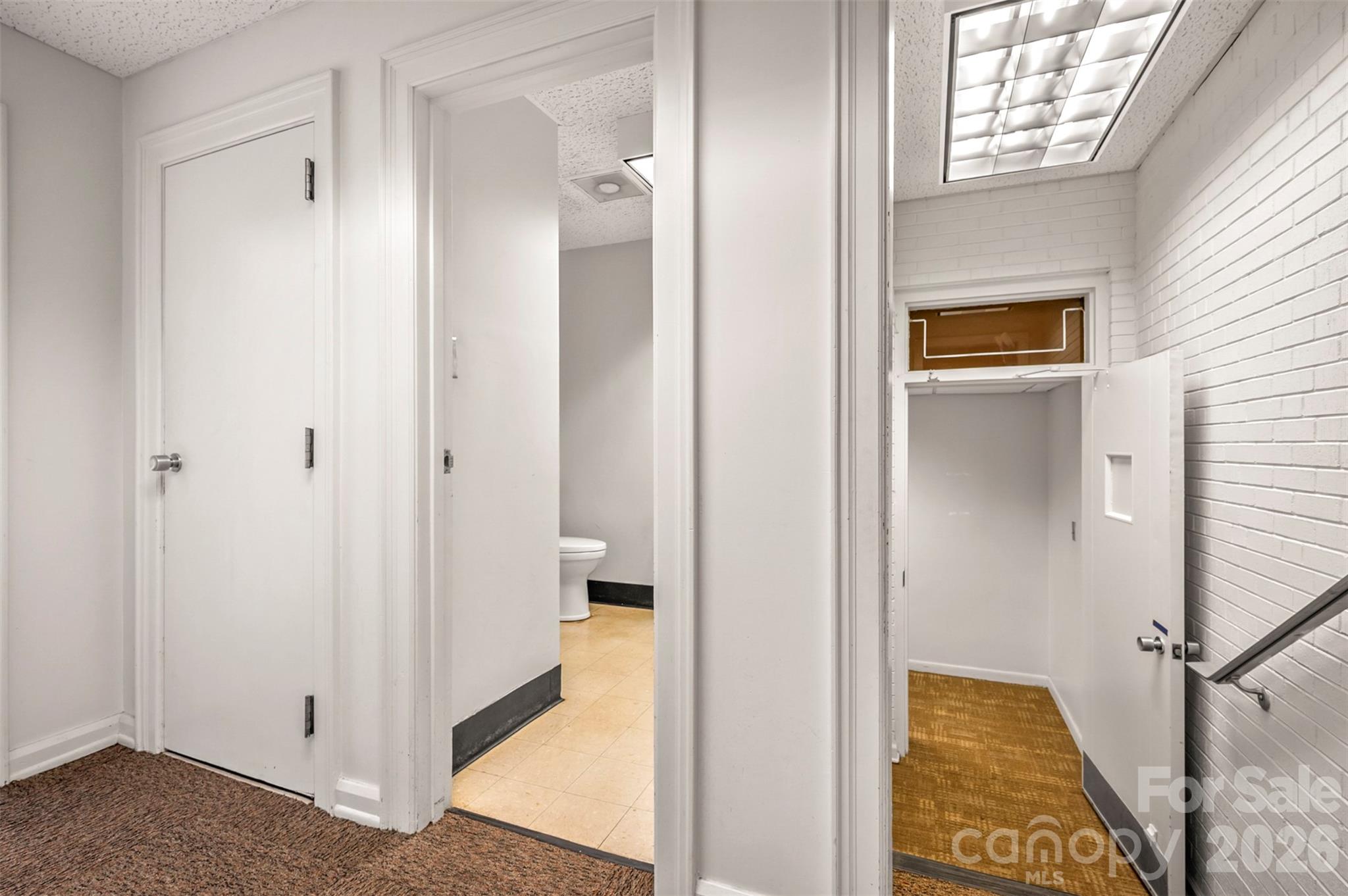 main property photo 39
