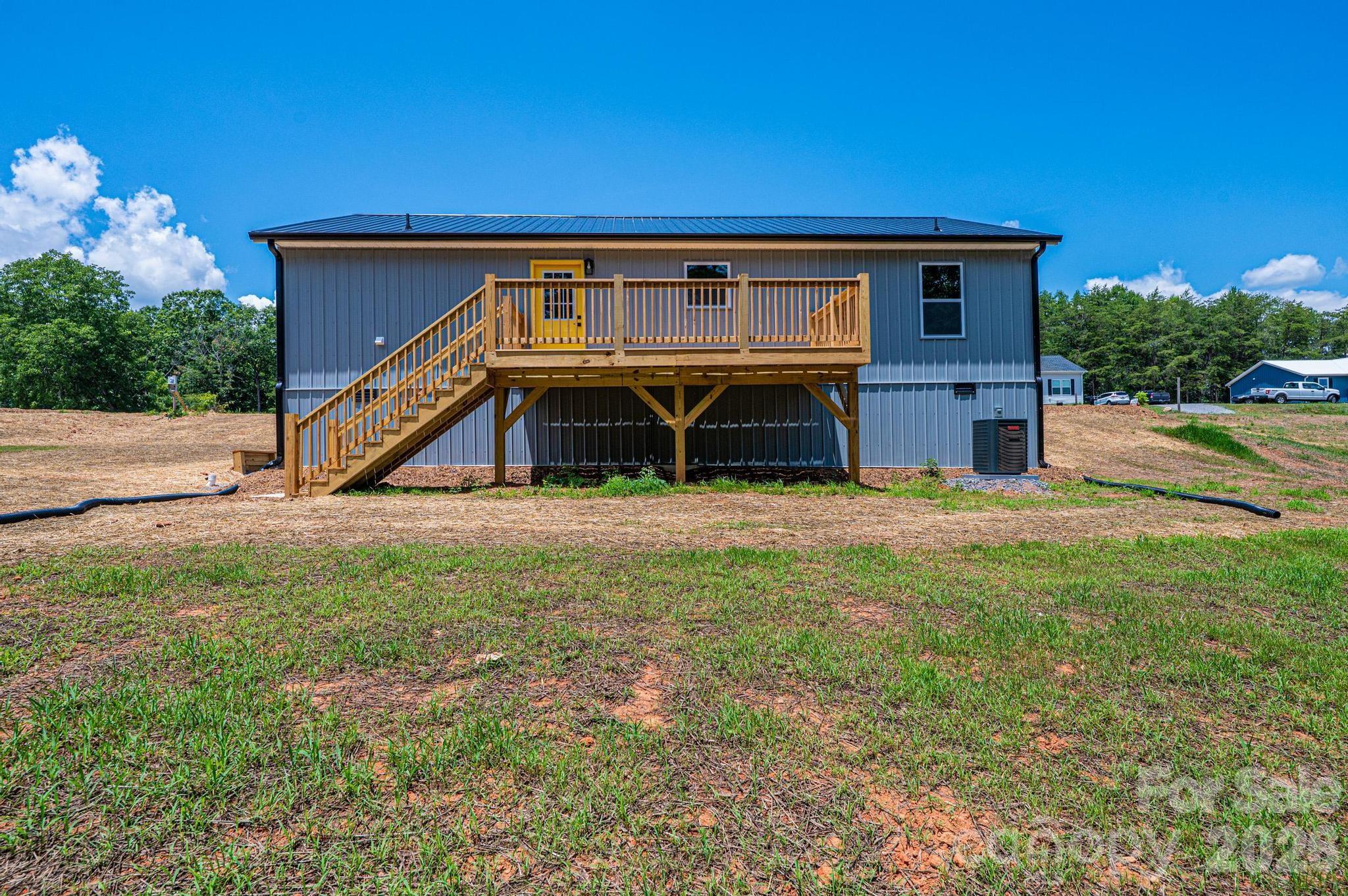 main property photo 21