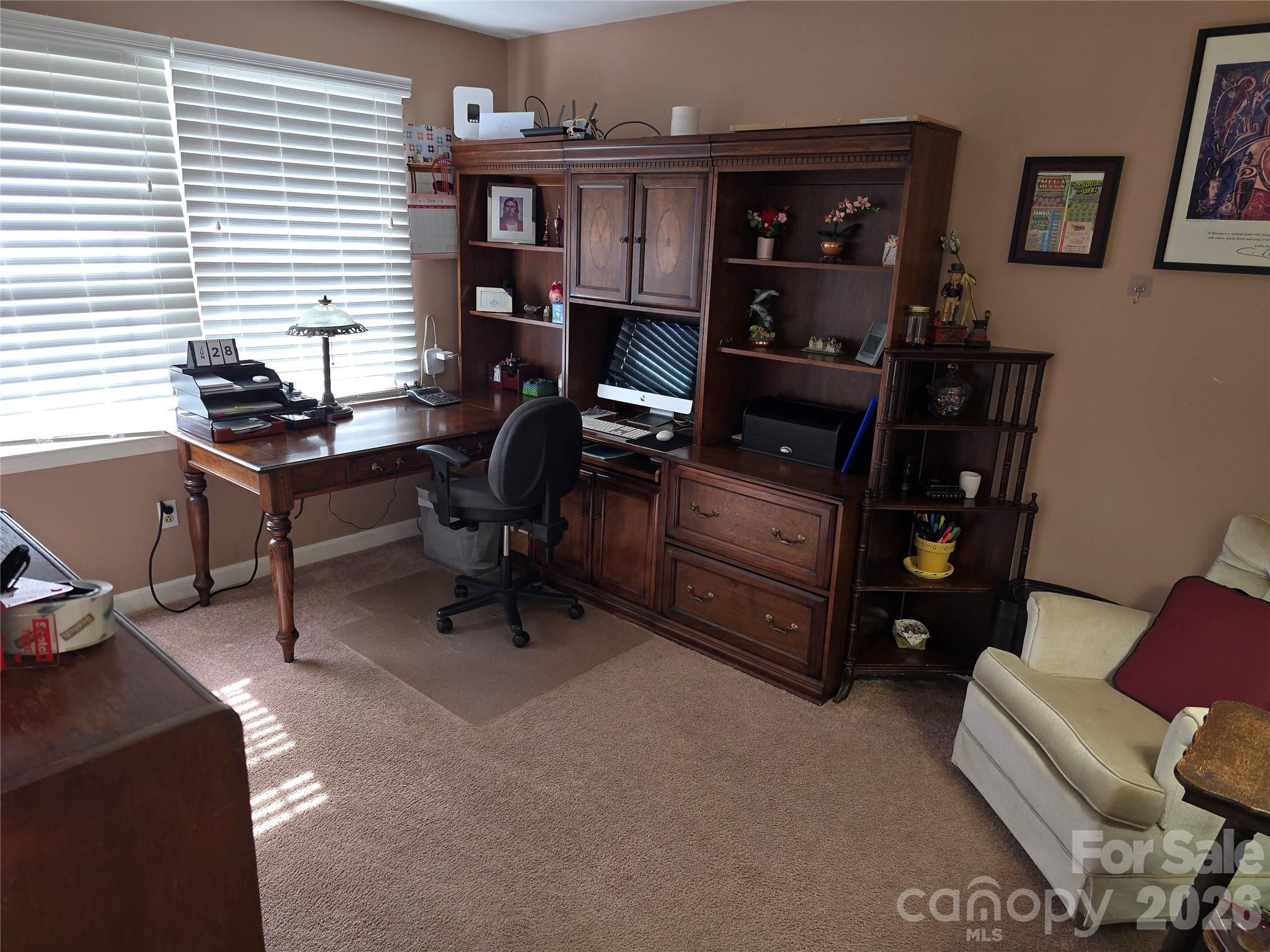 main property photo 14