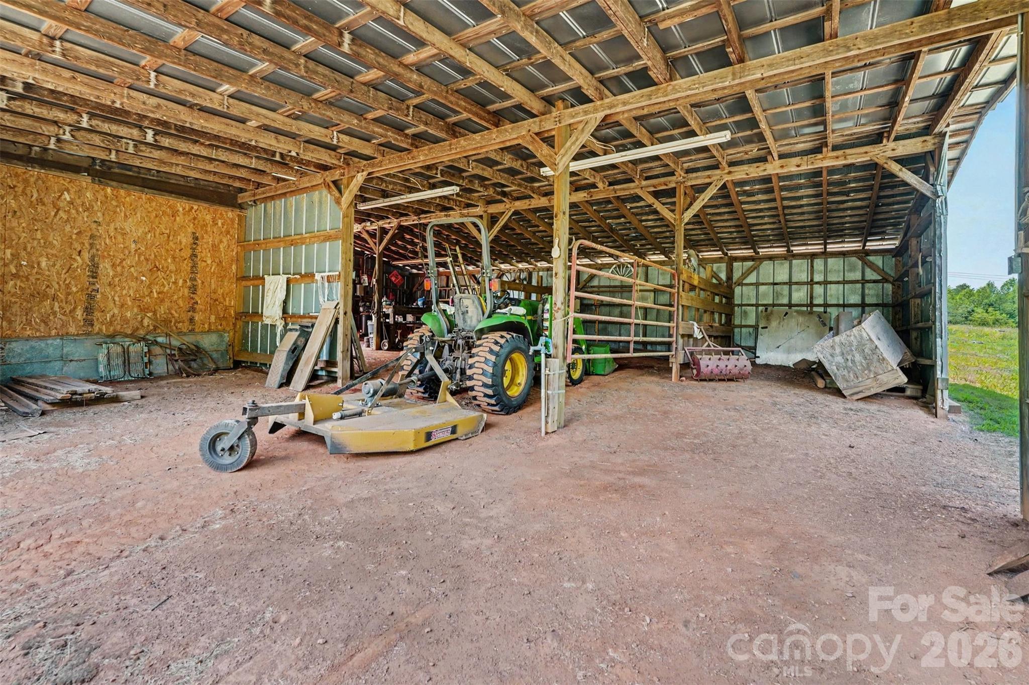 main property photo 35