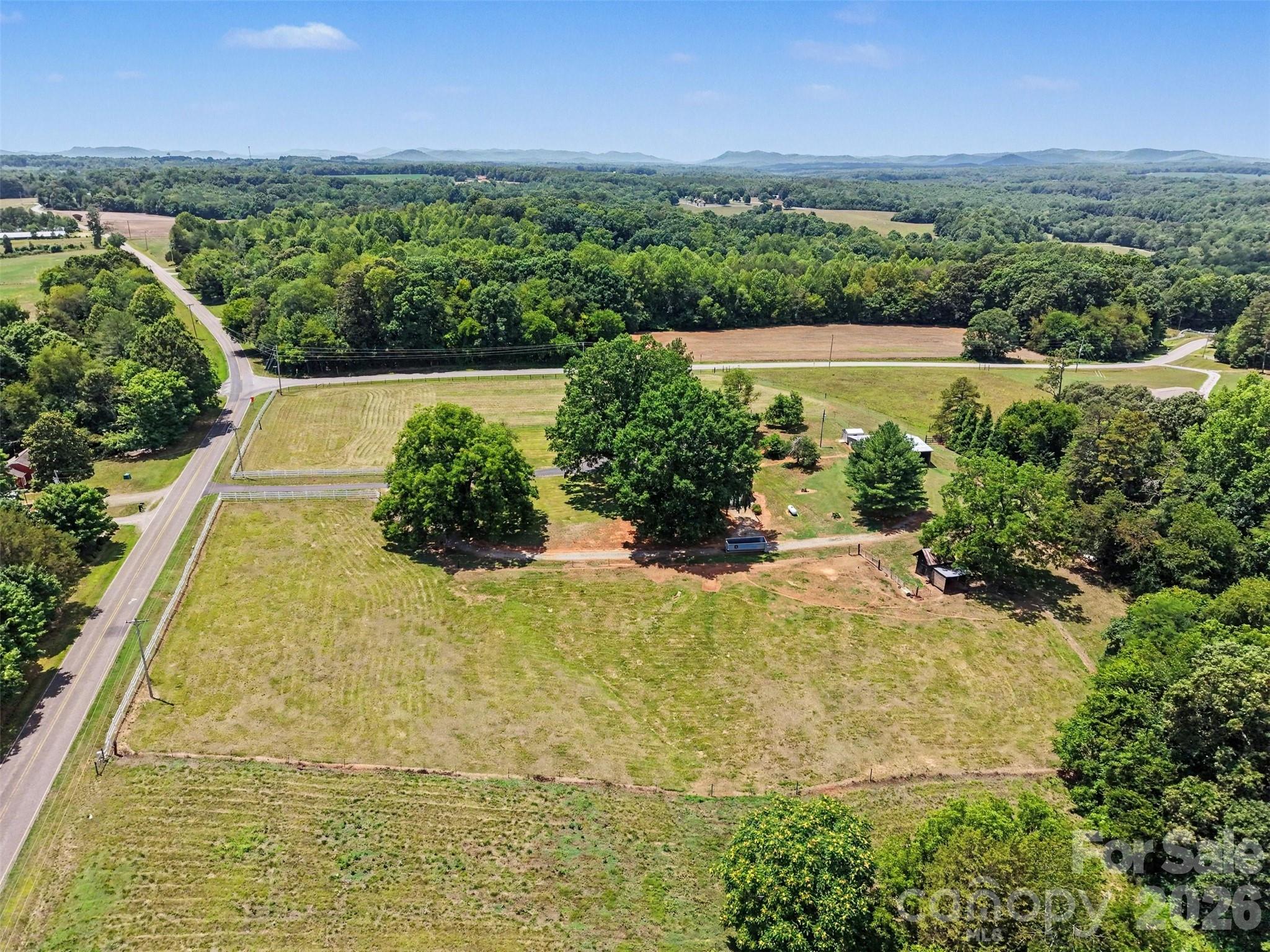 main property photo 39