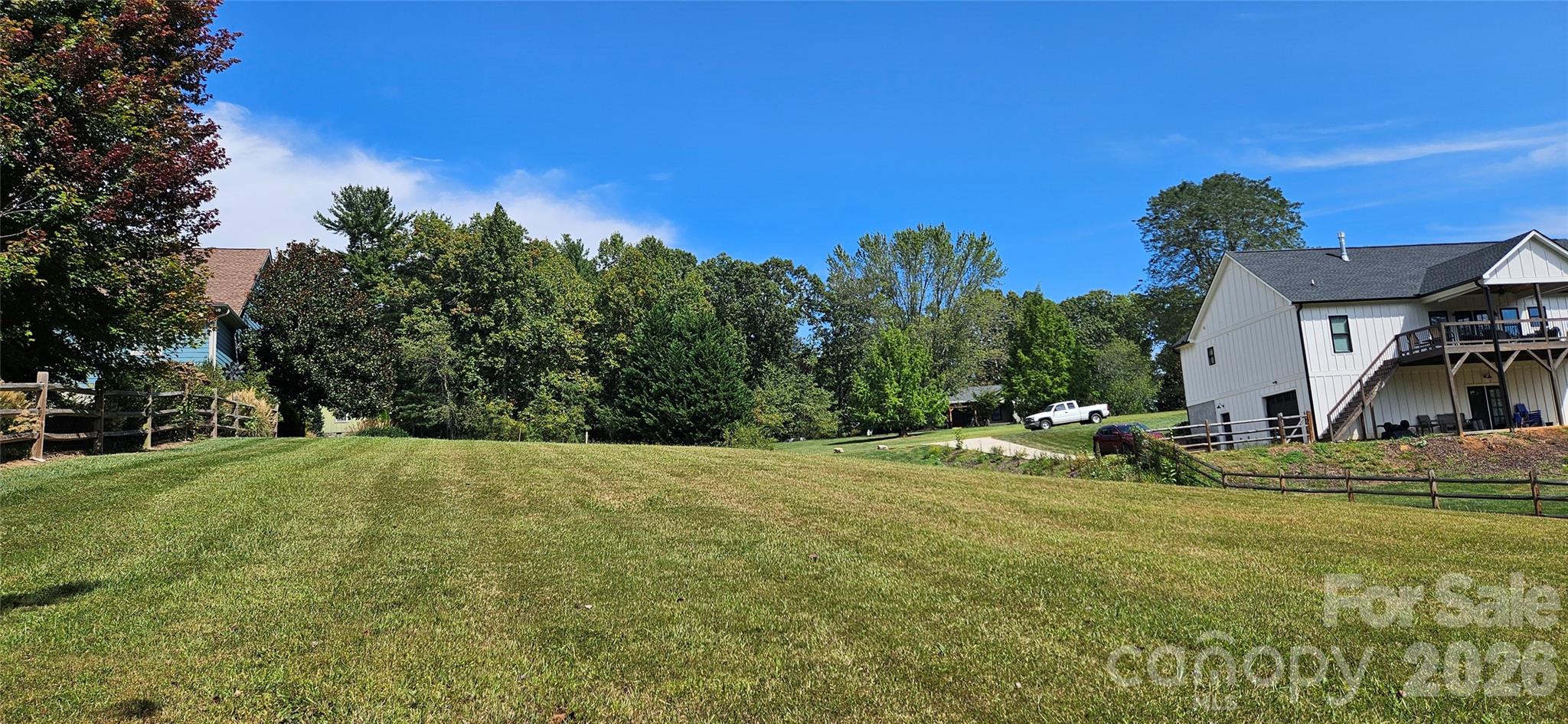 main property photo 7