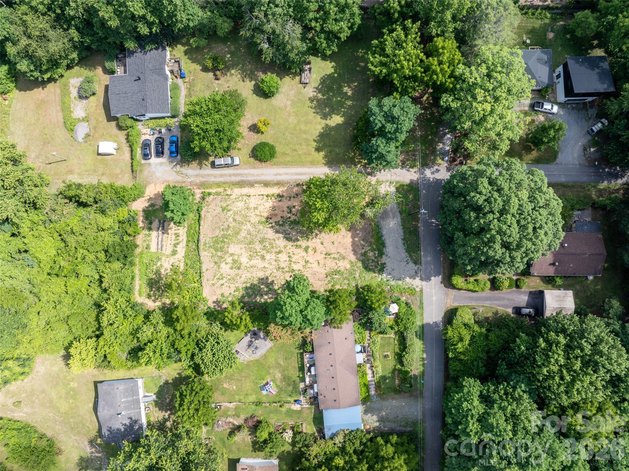 main property photo 12