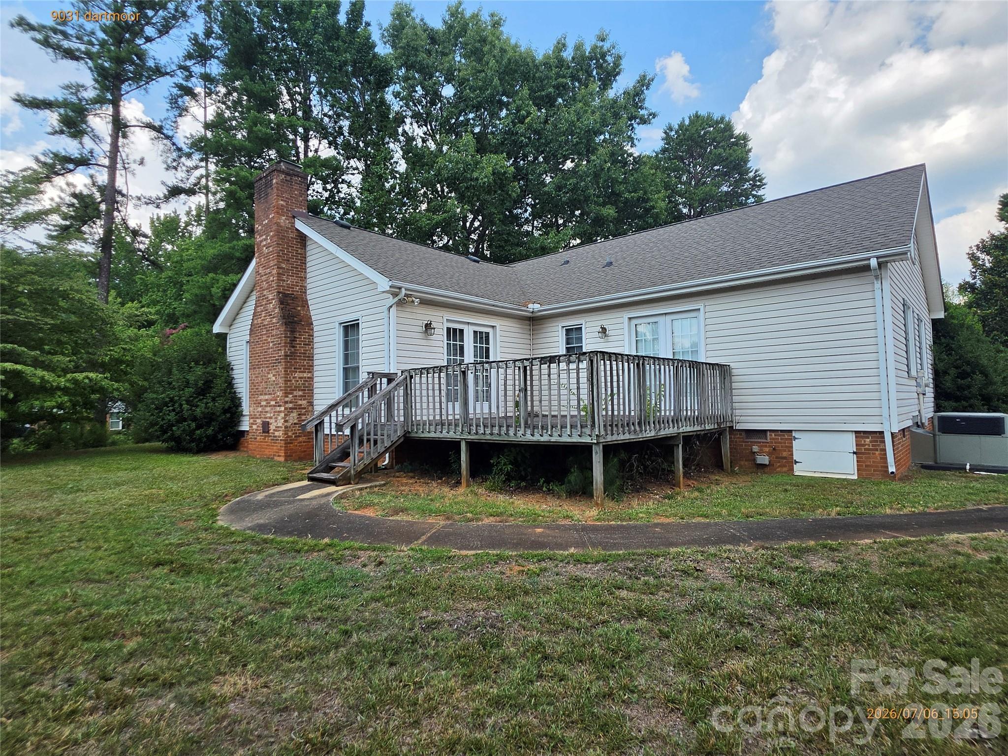 main property photo 3