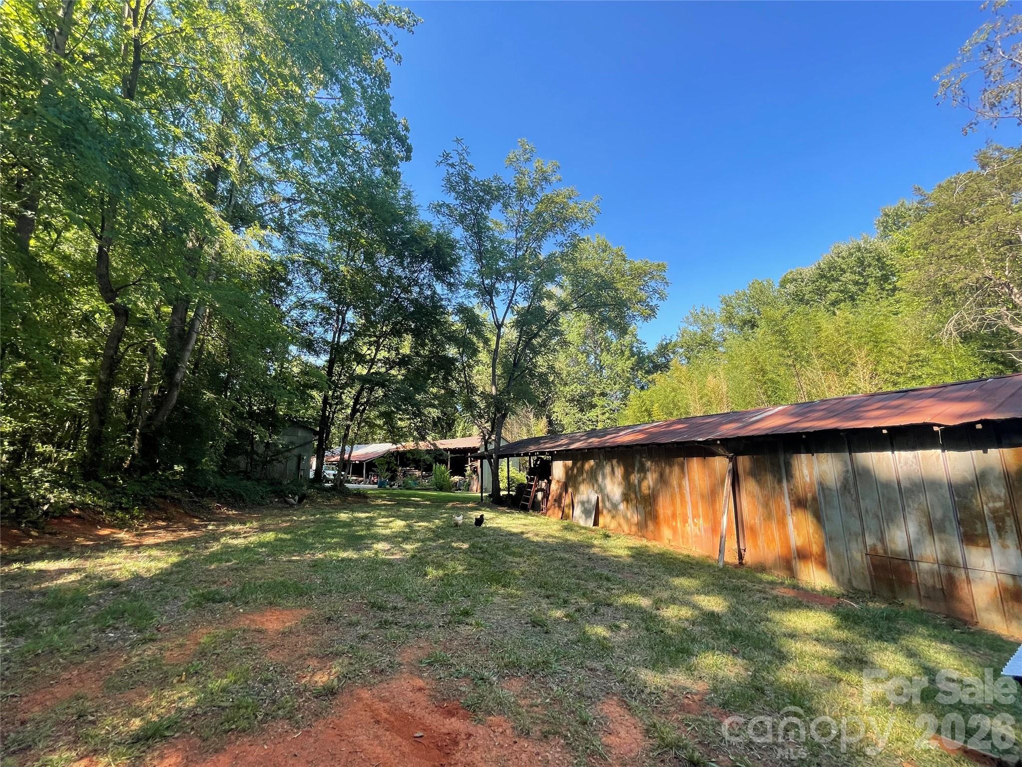 main property photo 5