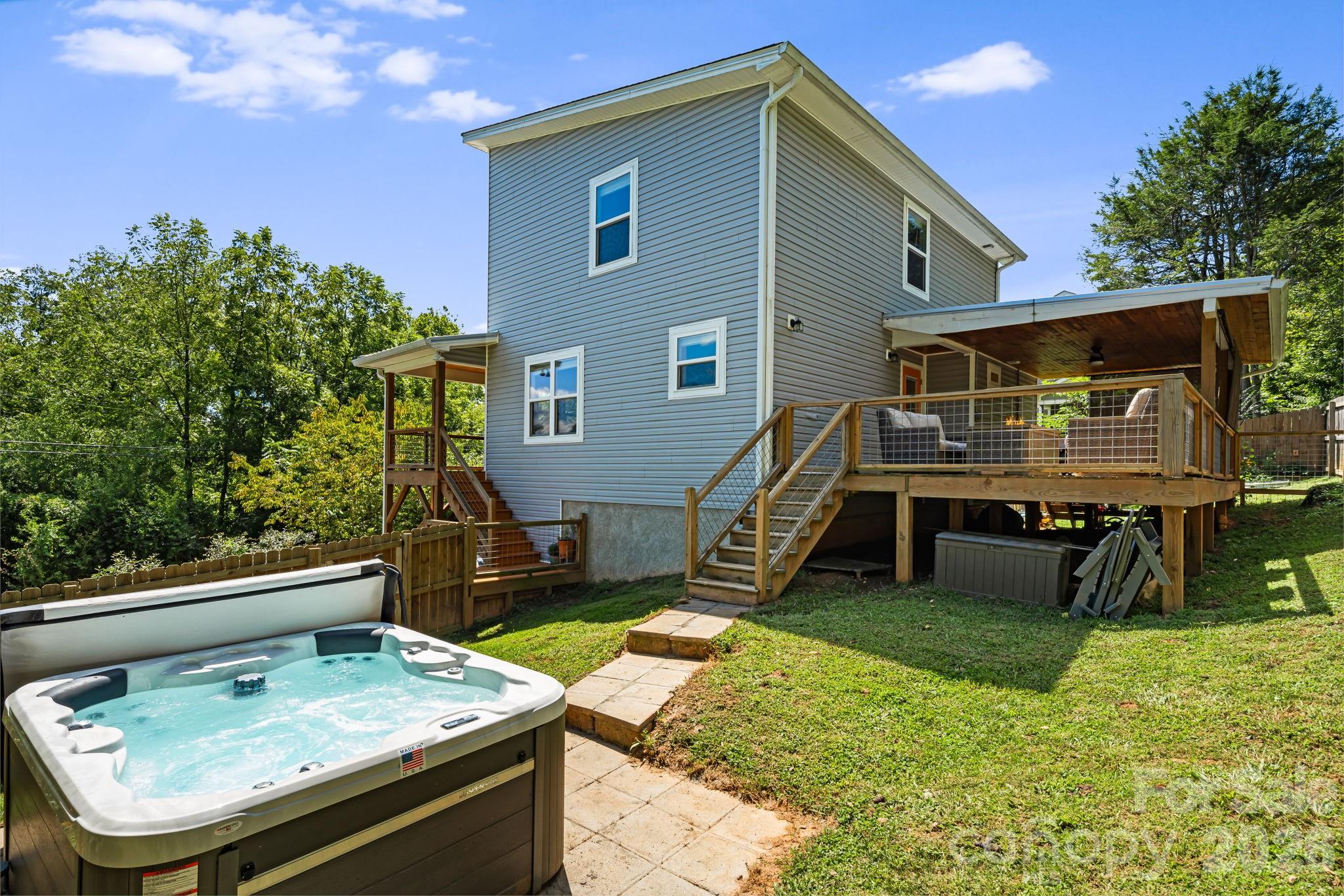 main property photo 23