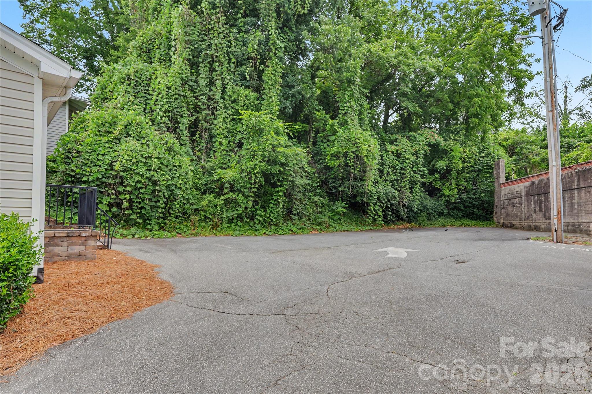 main property photo 42