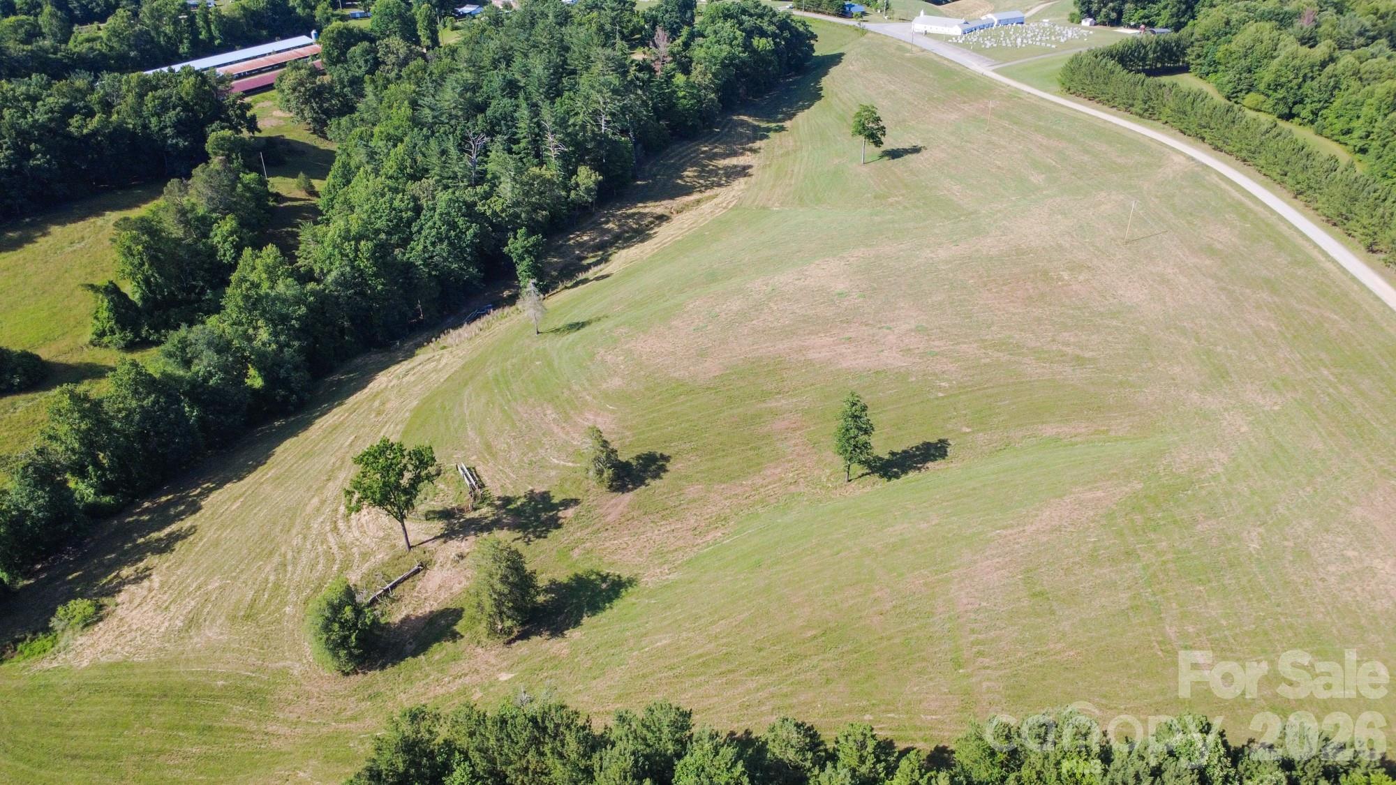 main property photo 6