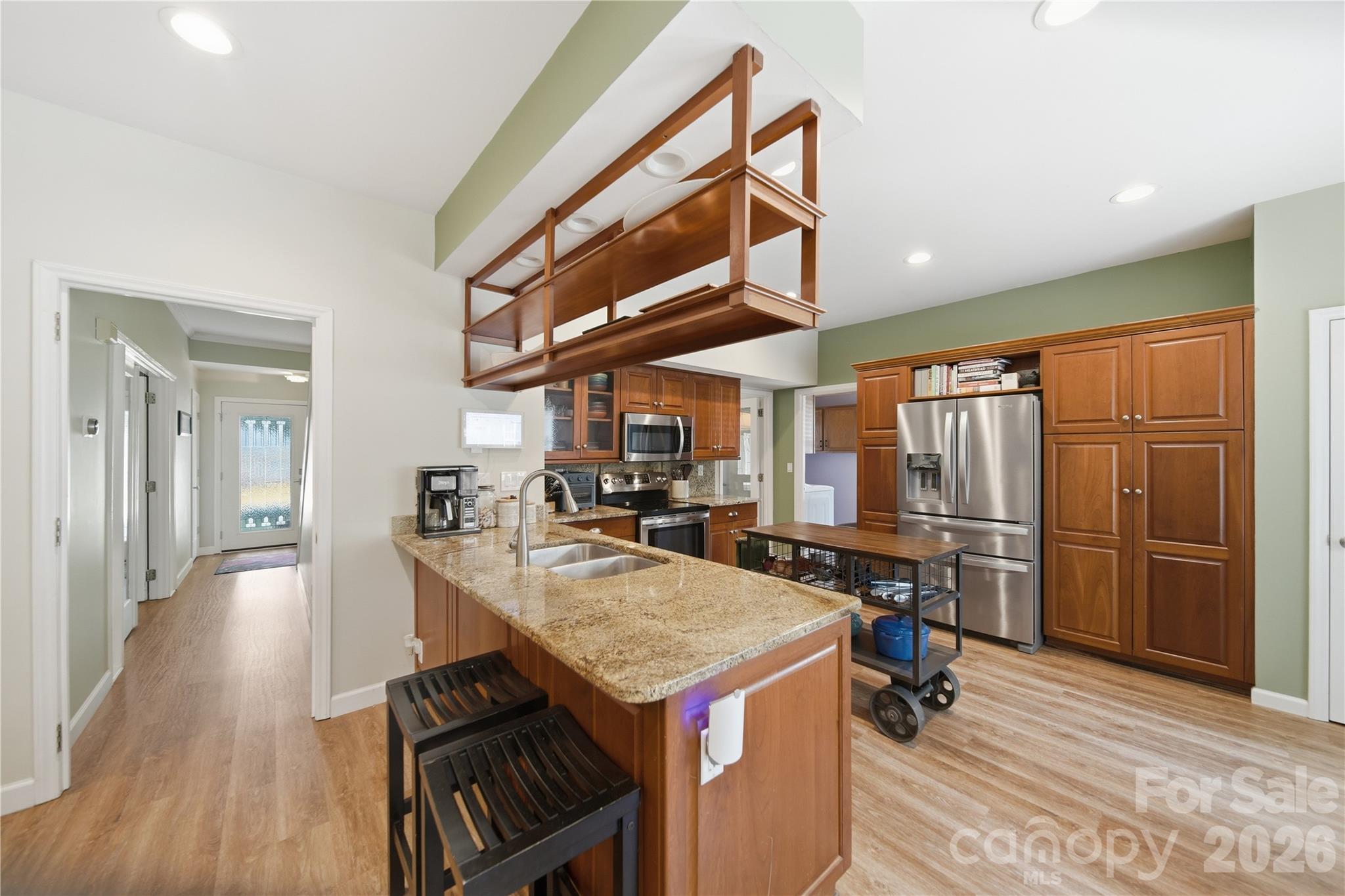 main property photo 12