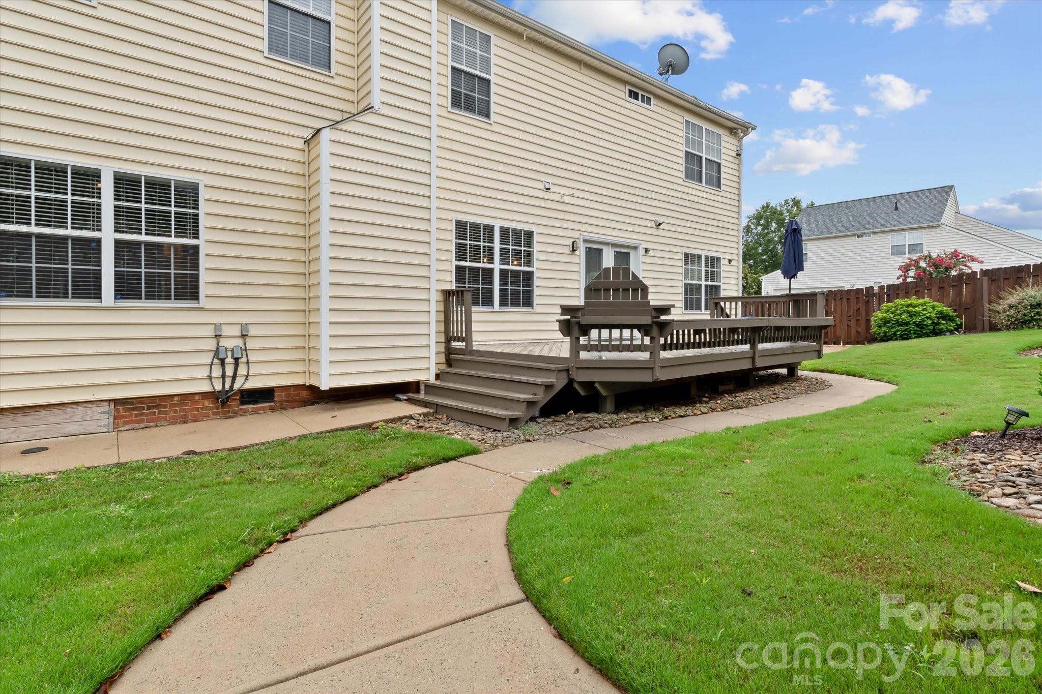main property photo 32