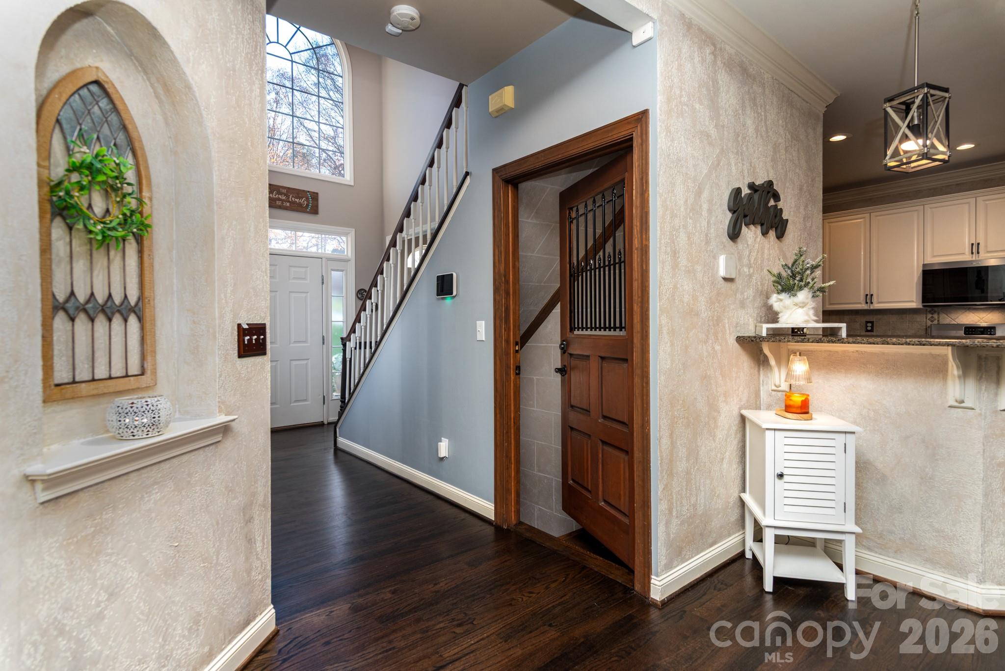 main property photo 17