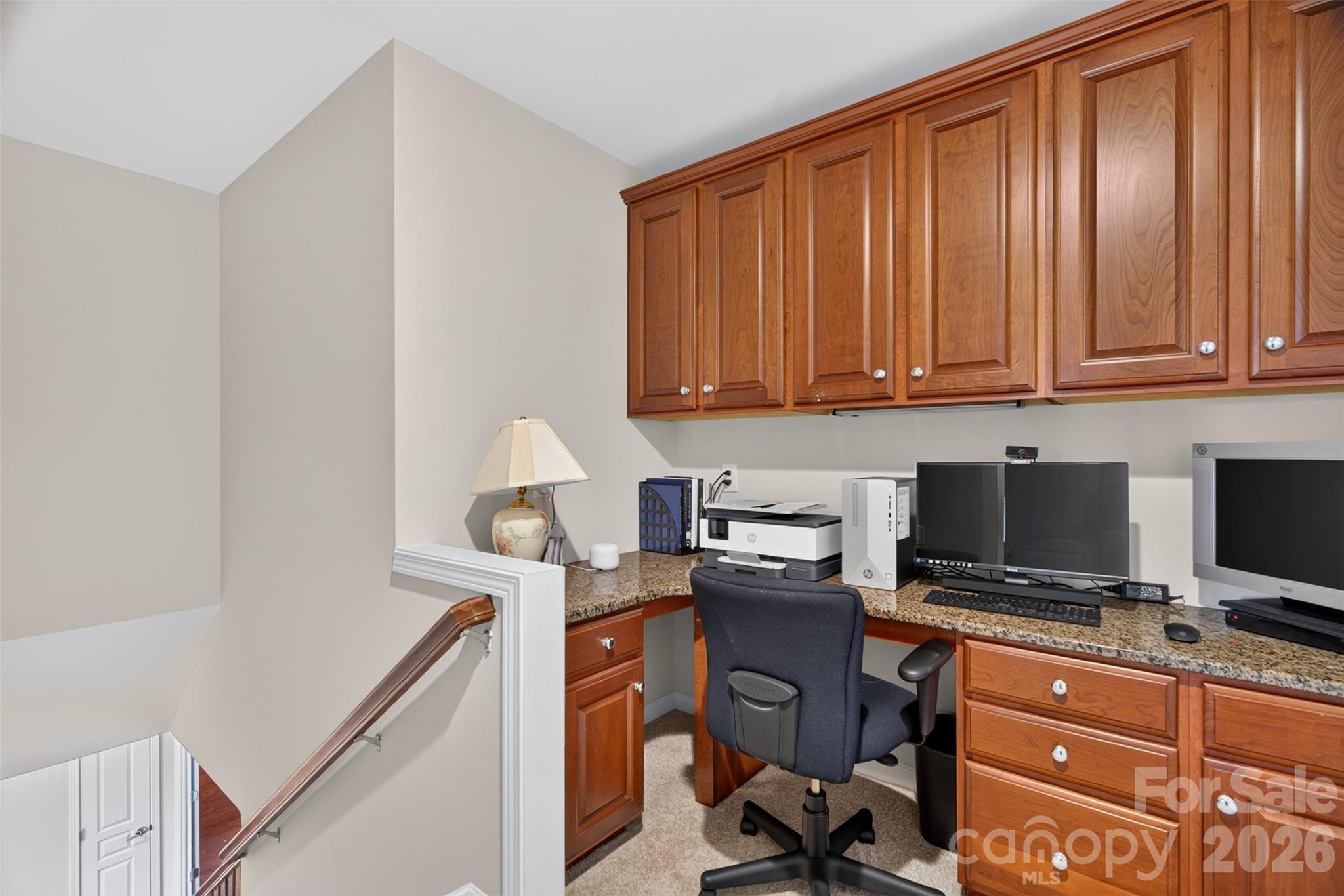 main property photo 30