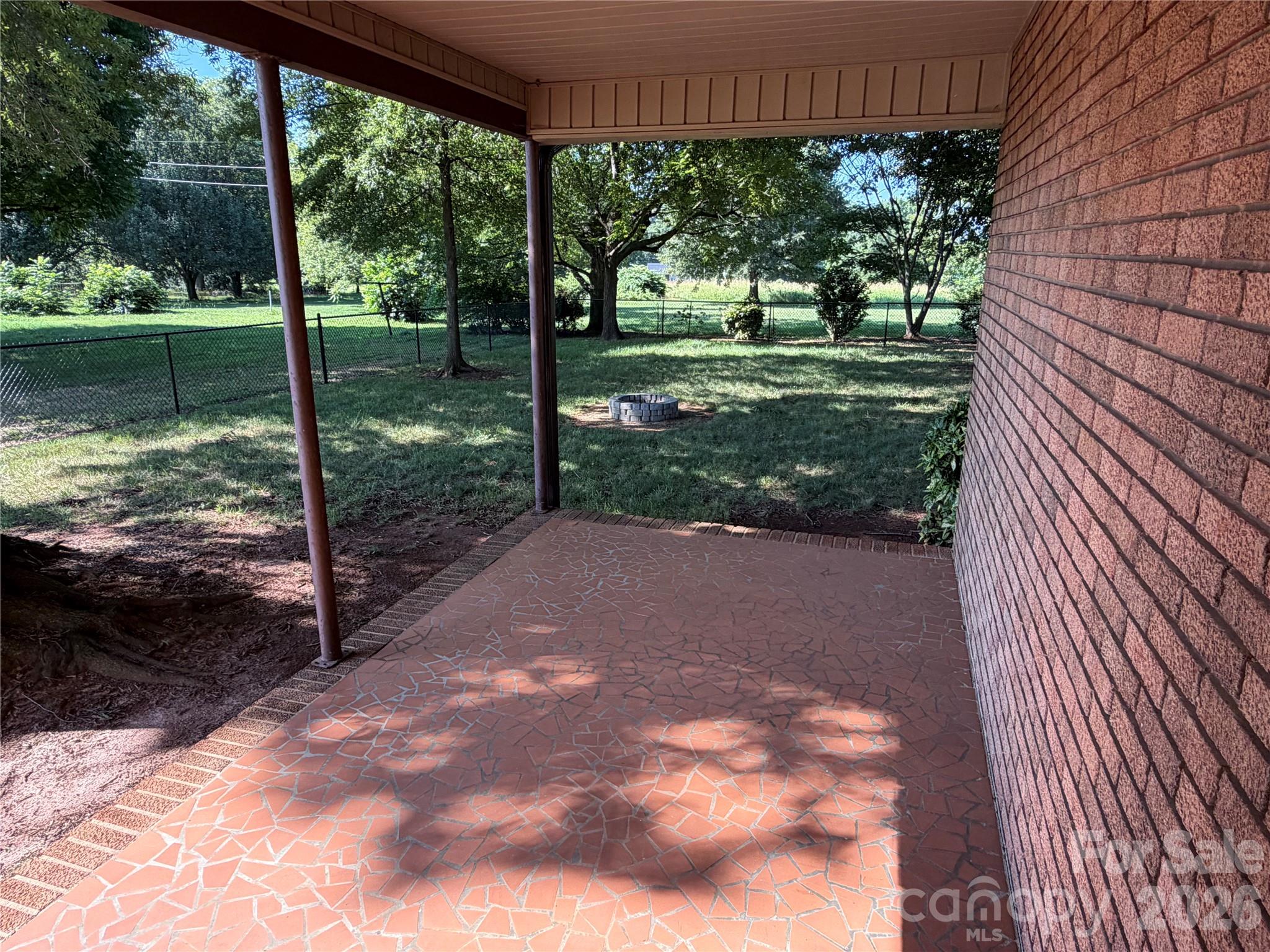 main property photo 26