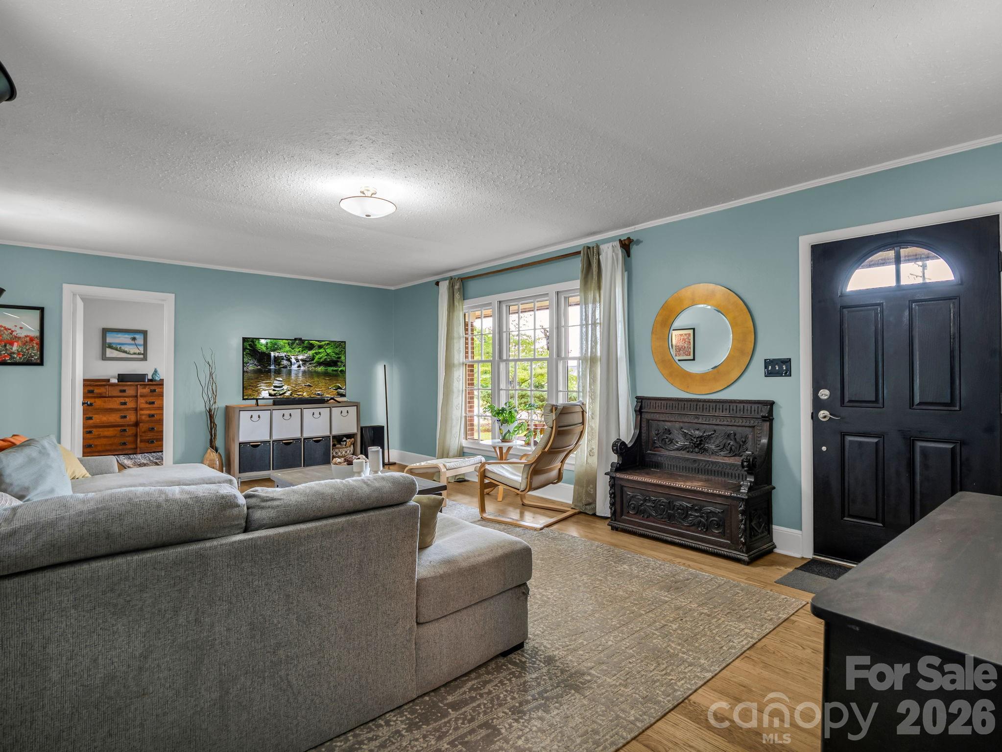 main property photo 12