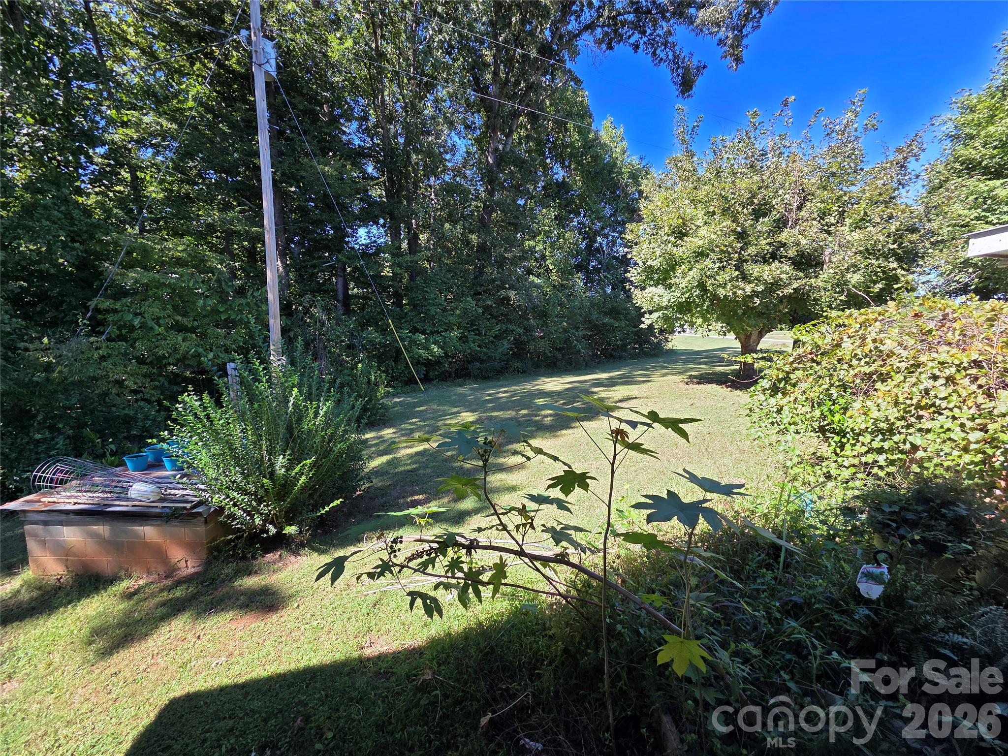 main property photo 23