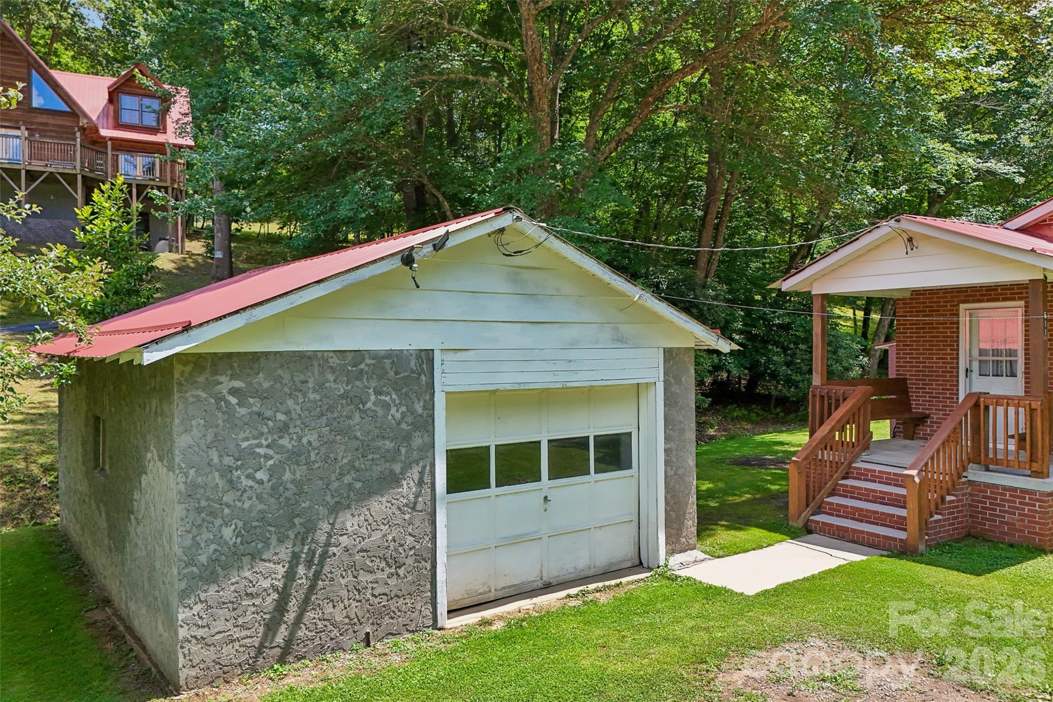 main property photo 30