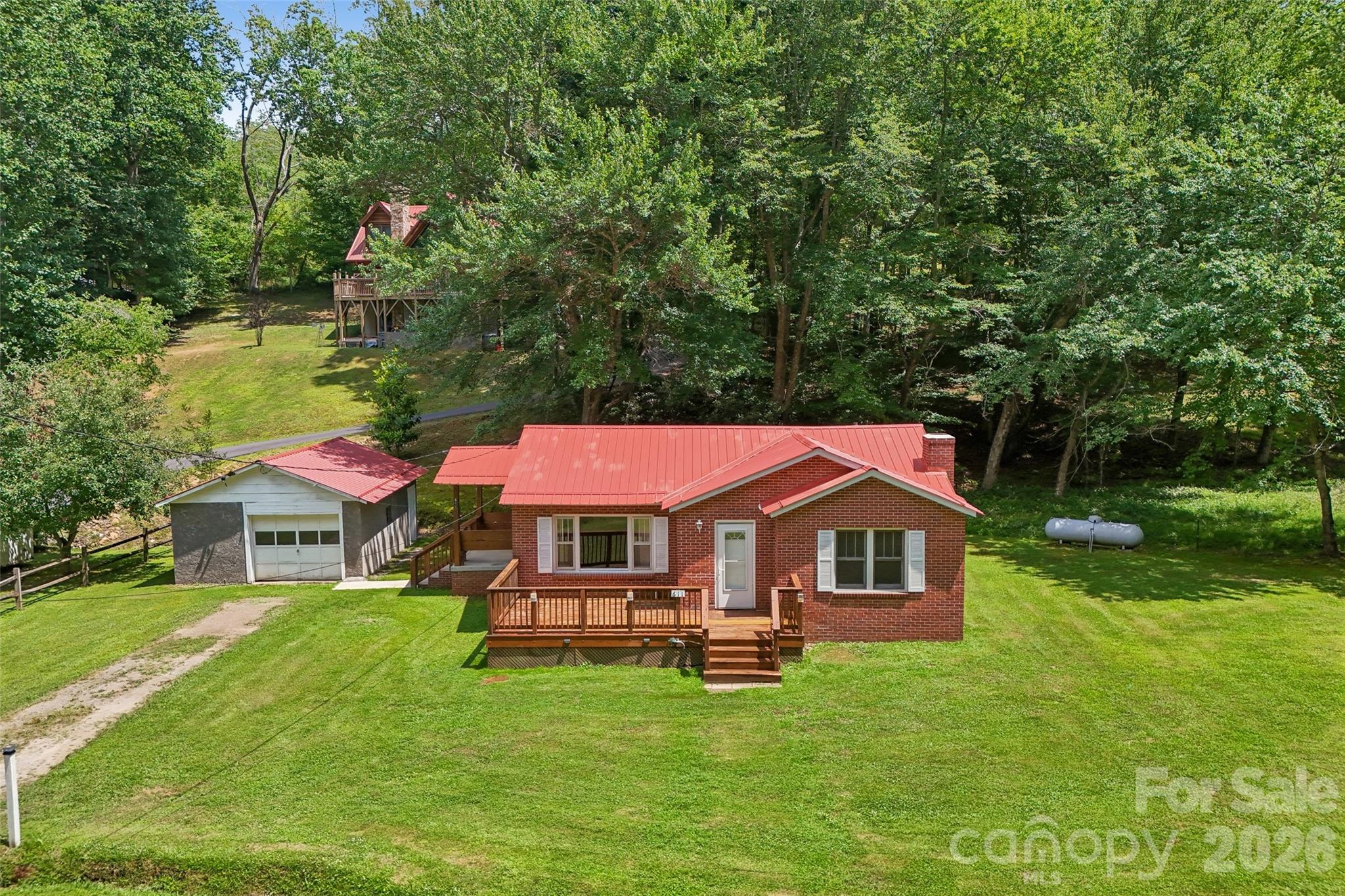 main property photo 36