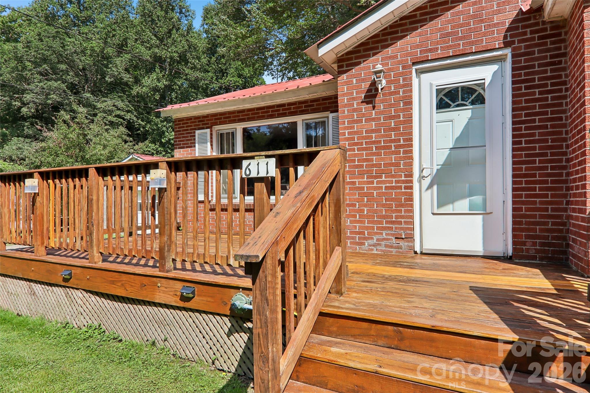 main property photo 41