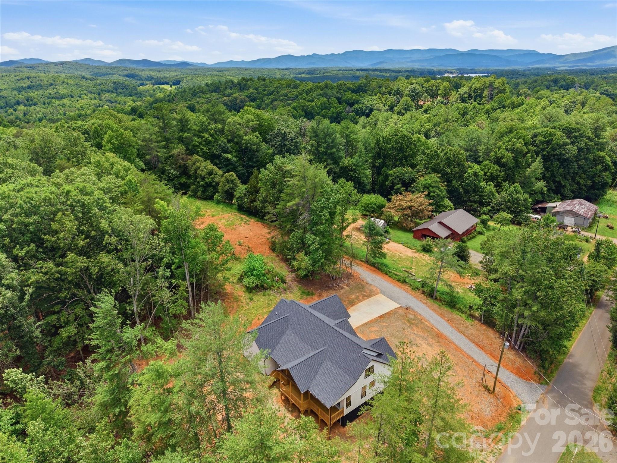 main property photo 11