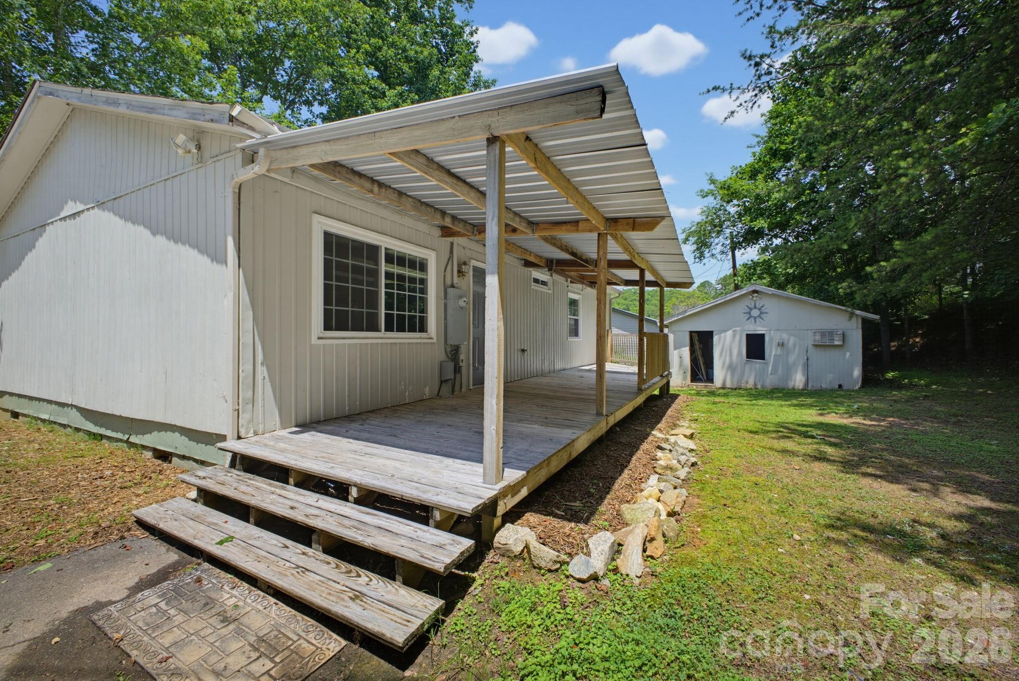 main property photo 19