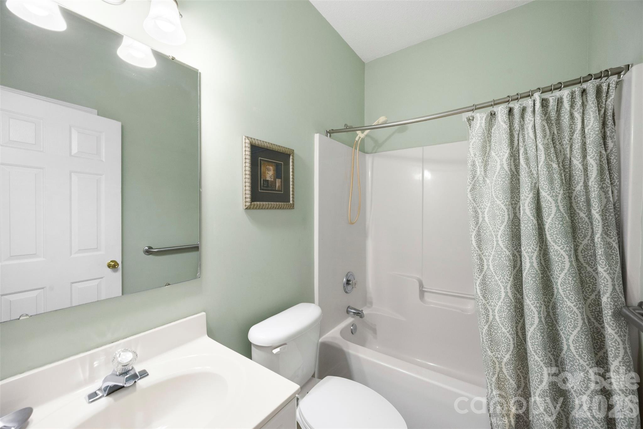main property photo 23