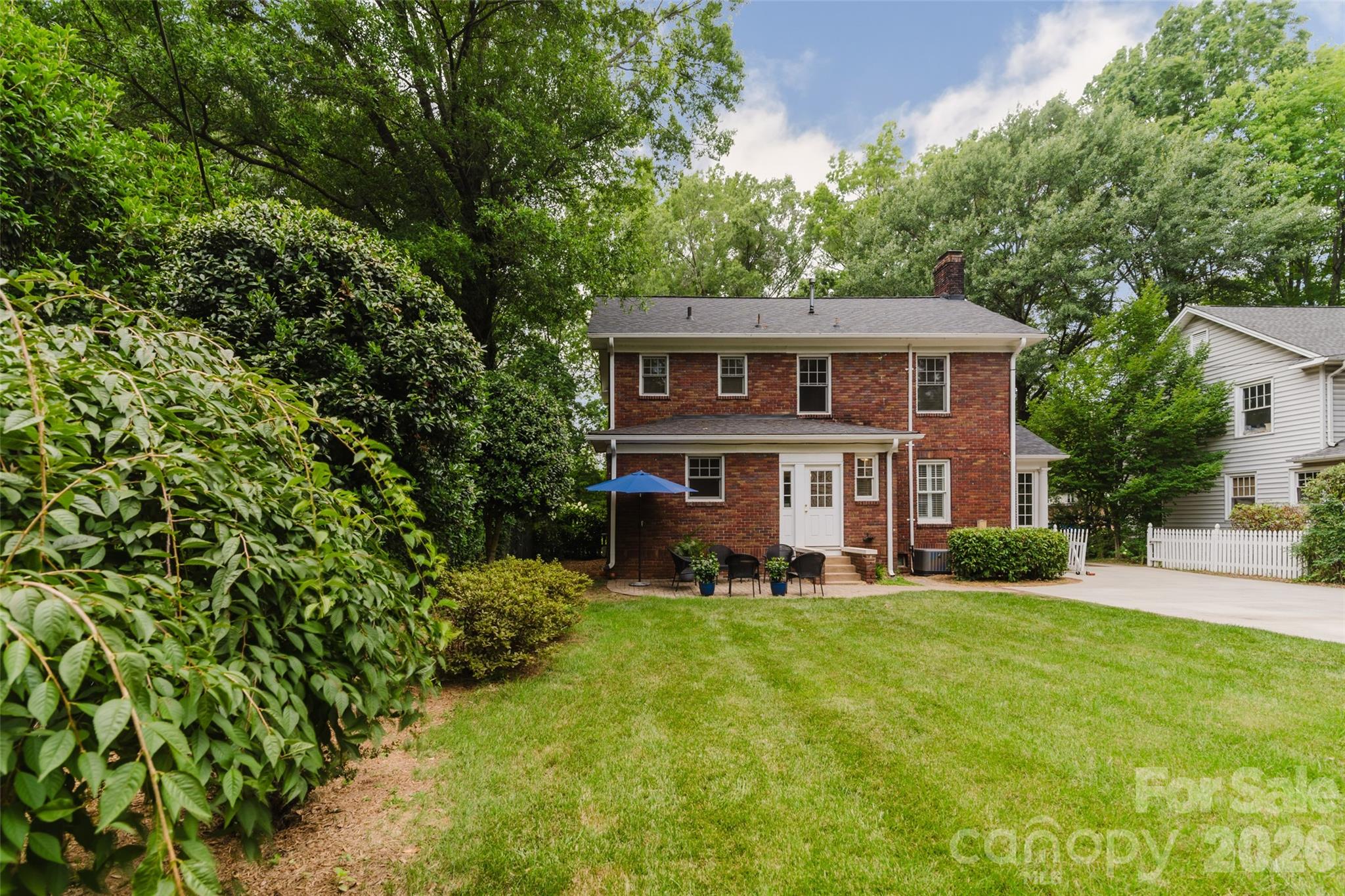 main property photo 25