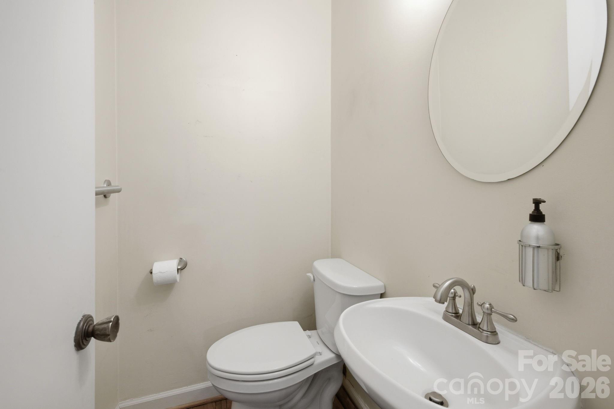 main property photo 15