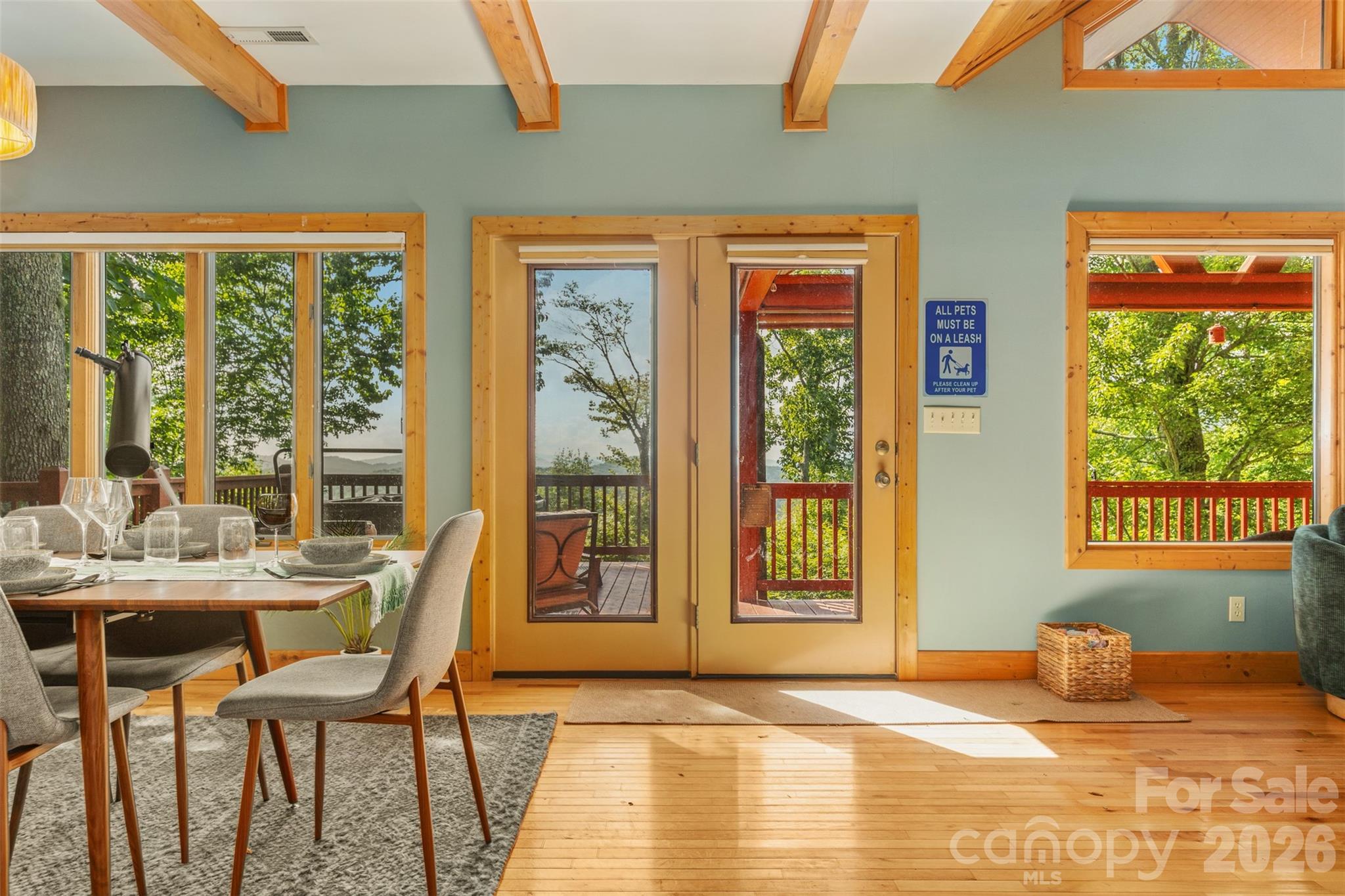 main property photo 14