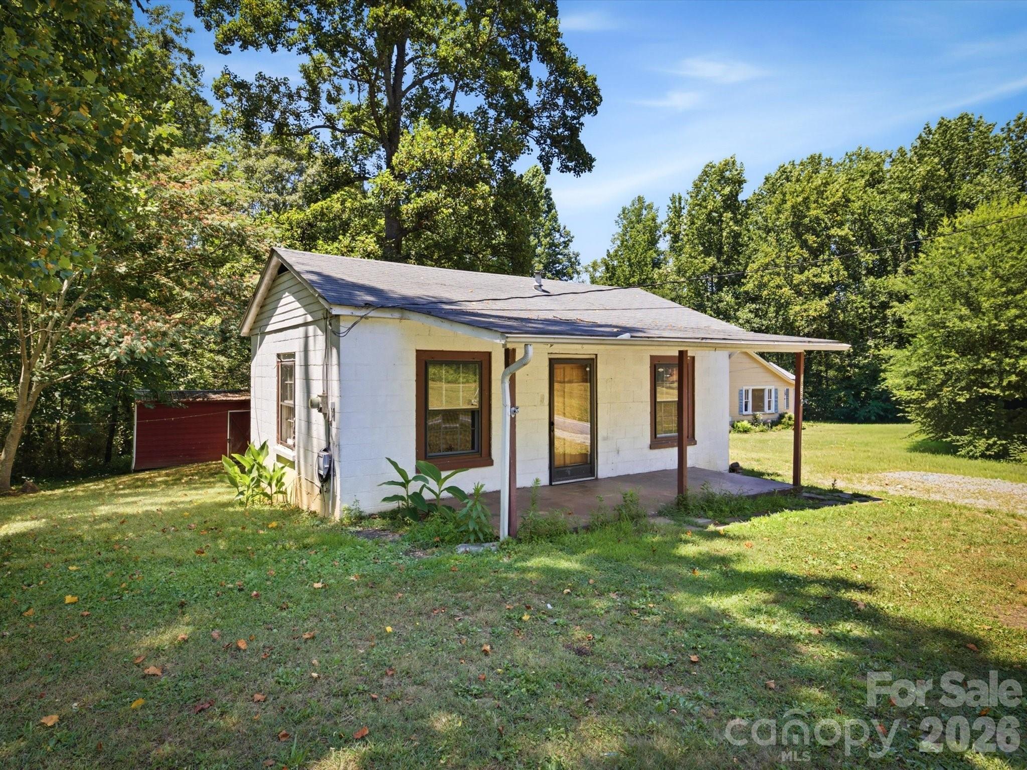 main property photo 2
