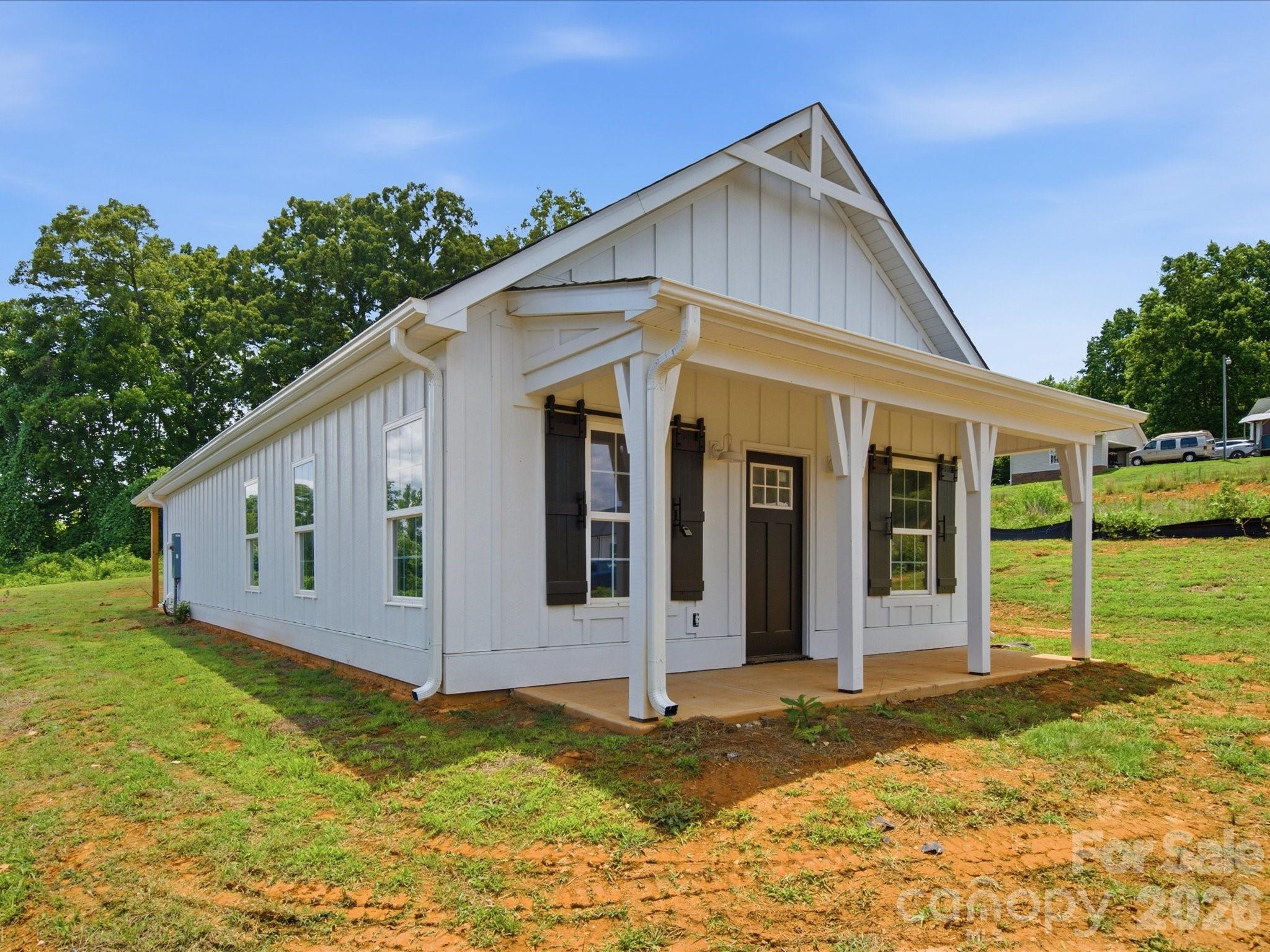main property photo 41