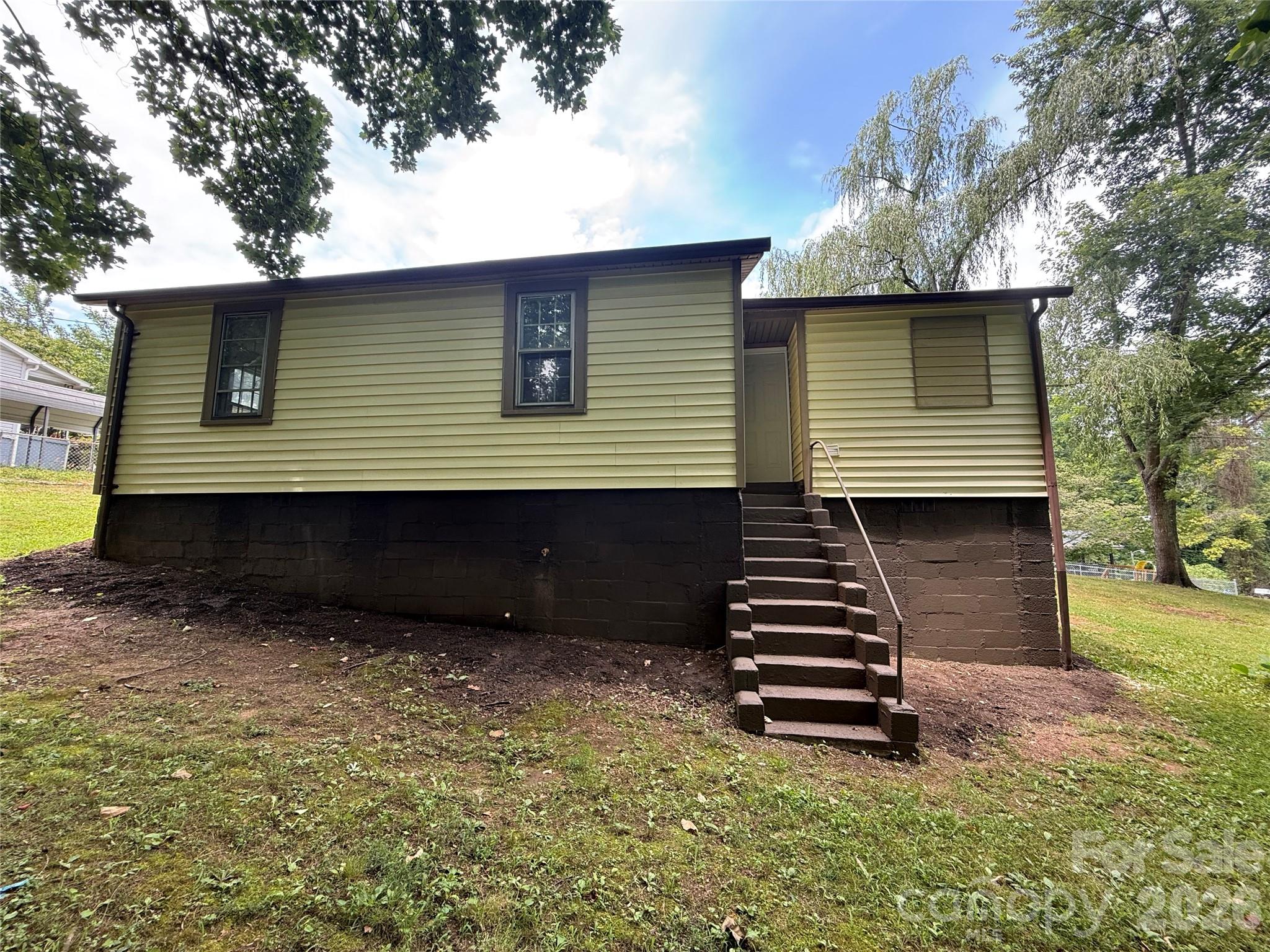 main property photo 20