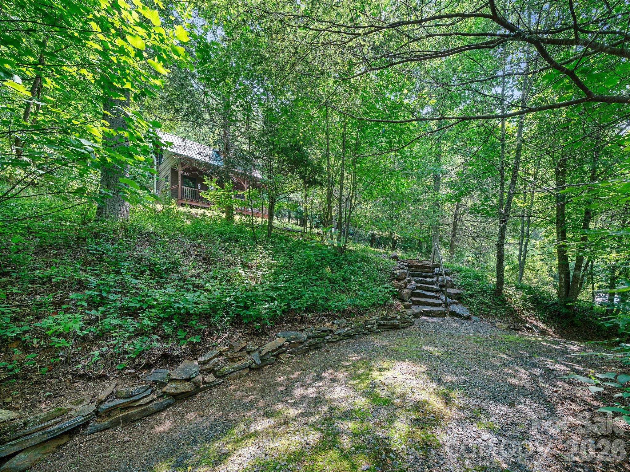 main property photo 24